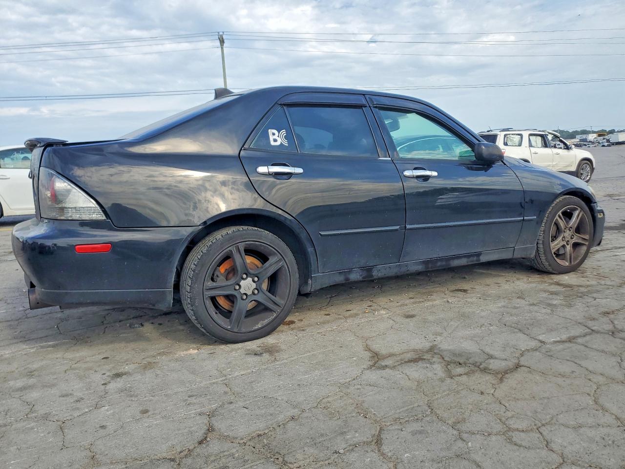 2002 Lexus Is 300 Base Черный vin: JTHBD192320047533