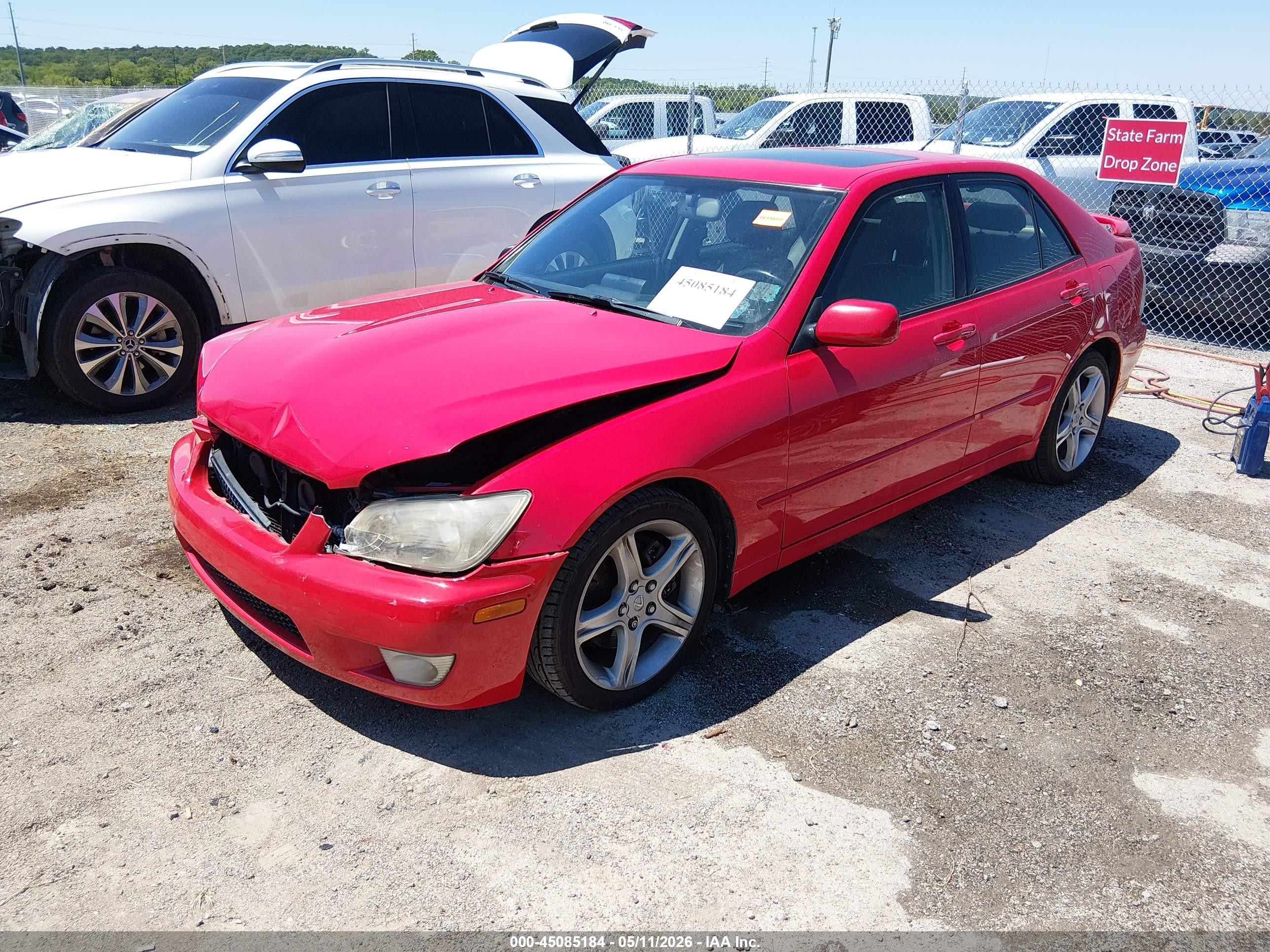 2004 Lexus Is 300   Red vin: JTHBD192340085637