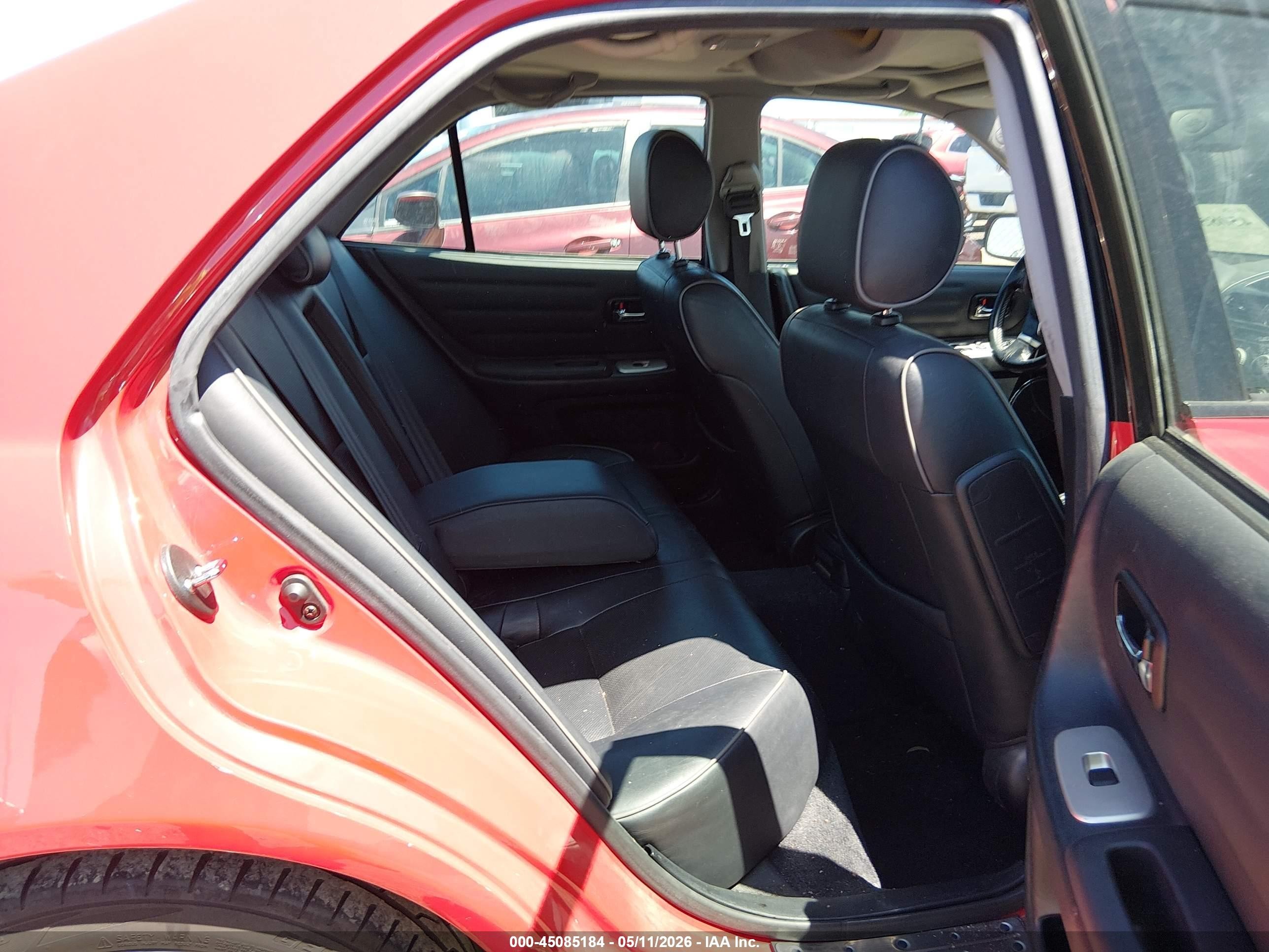2004 Lexus Is 300   Red vin: JTHBD192340085637