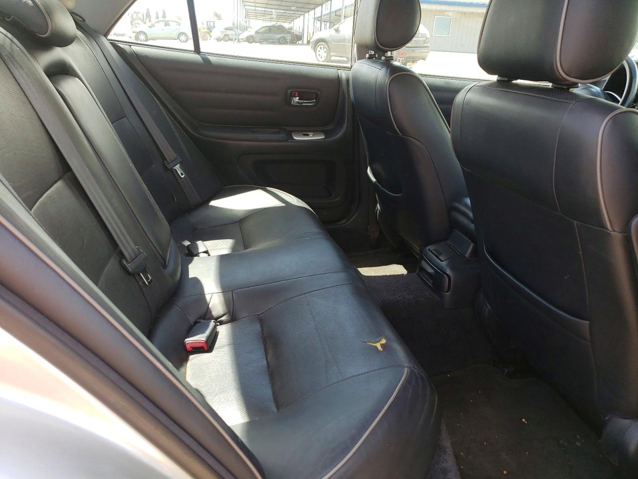 2004 Lexus Is 300 Silver vin: JTHBD192340091521