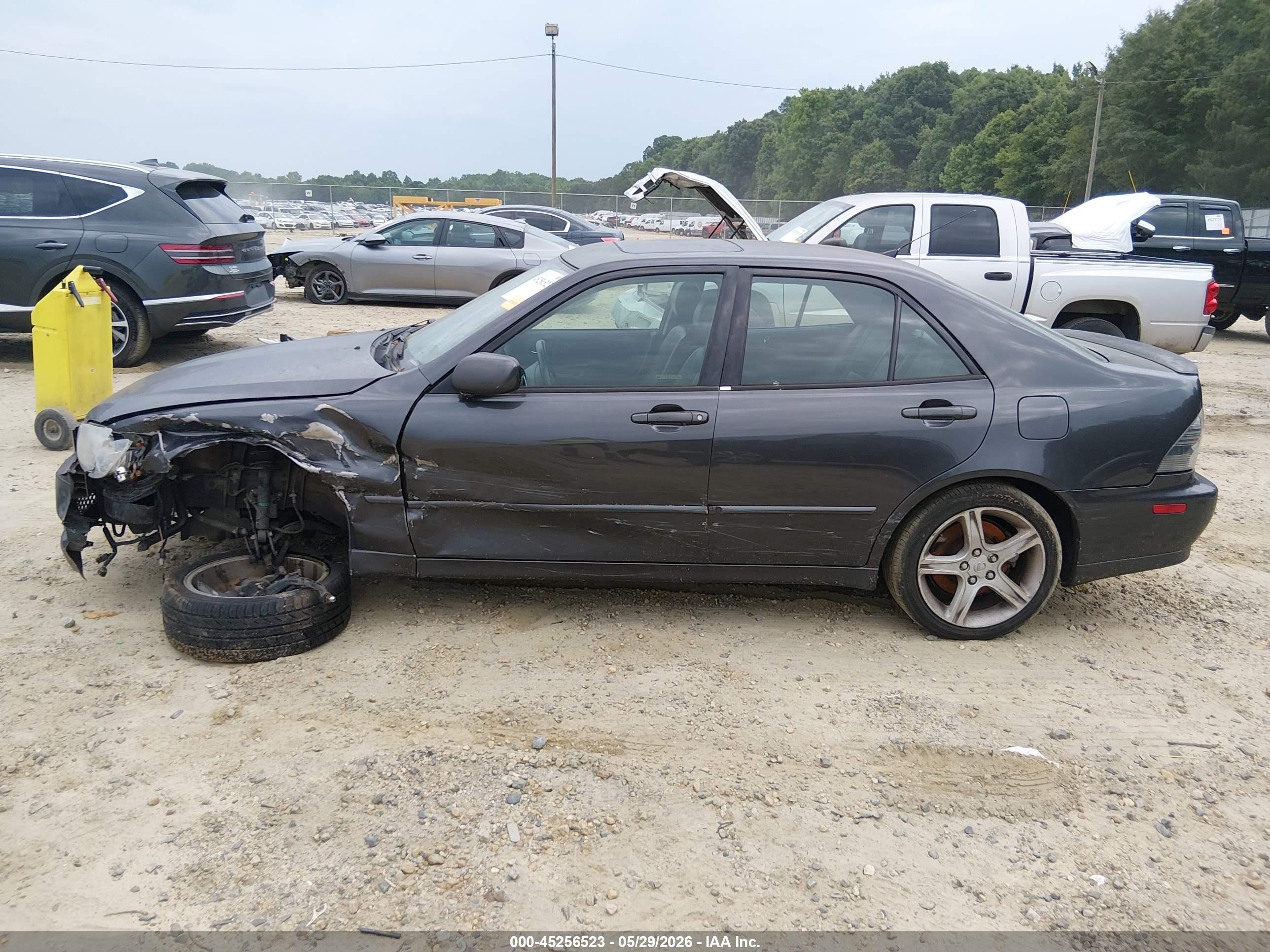2003 Lexus Is 300   Gray vin: JTHBD192430064469