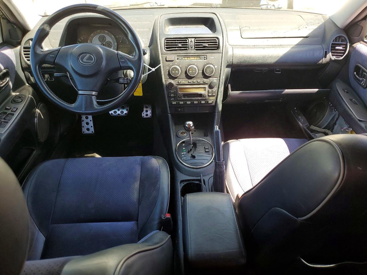 2003 Lexus Is 300 Base Серебряный vin: JTHBD192430078758