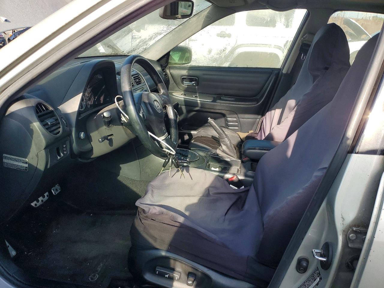 2004 Lexus Is 300 Silver vin: JTHBD192440082665