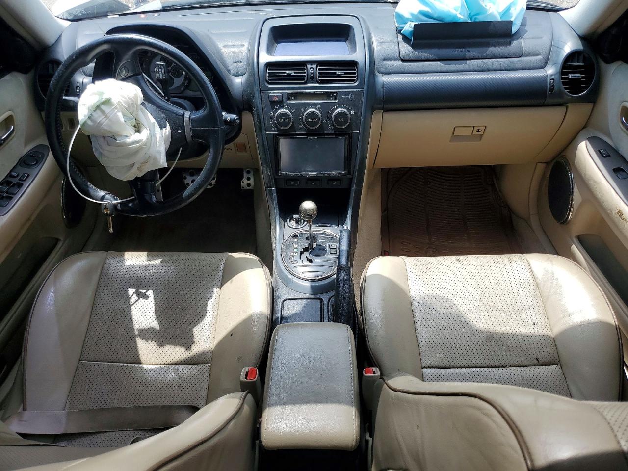 2002 Lexus Is 300 White vin: JTHBD192520058064