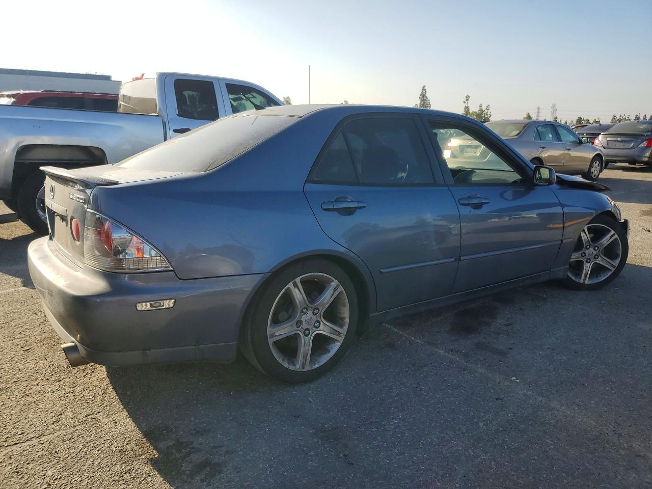 2004 Lexus Is 300 Серый vin: JTHBD192540090628