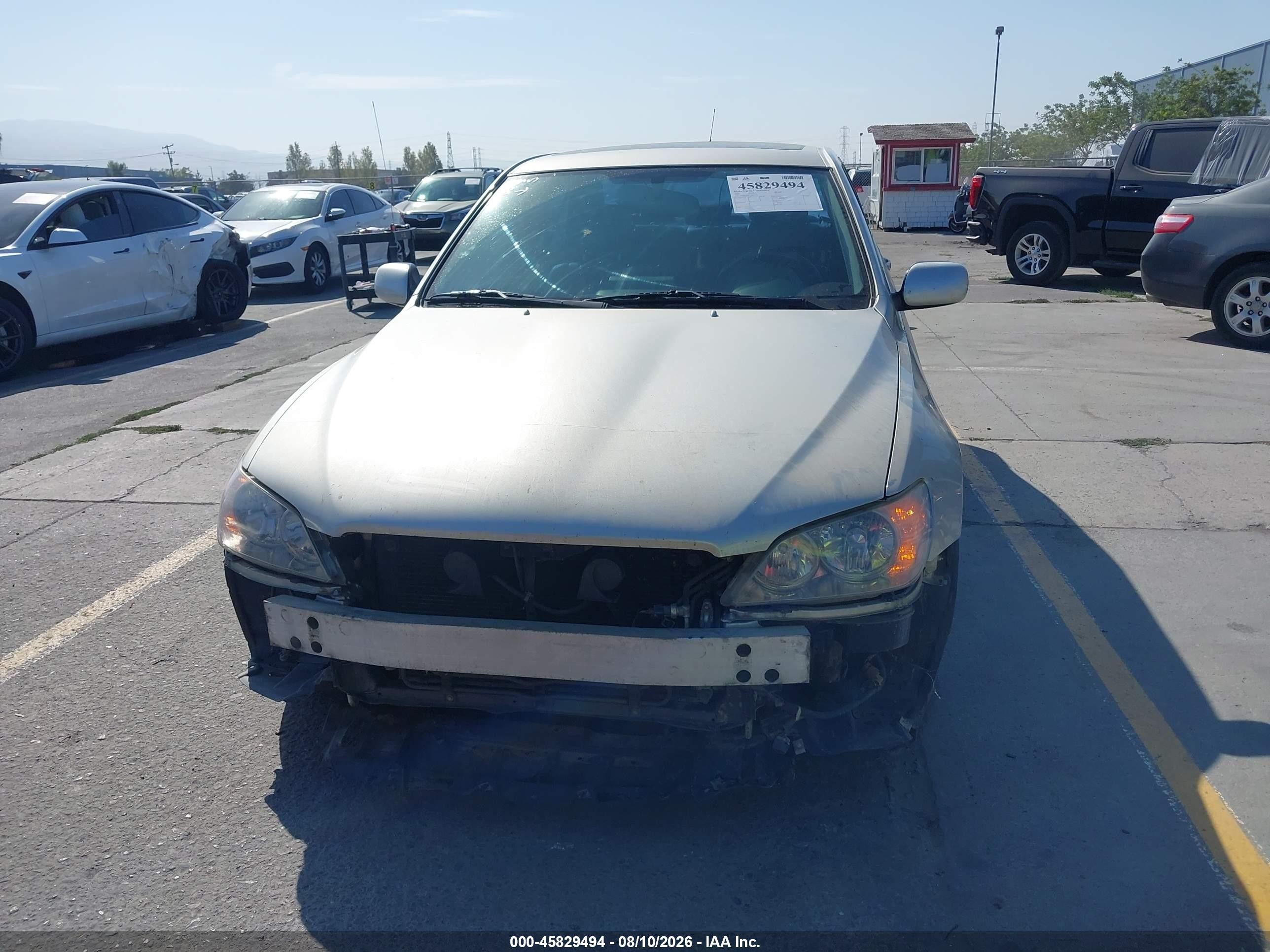 2002 Lexus Is 300   Gray vin: JTHBD192620061376