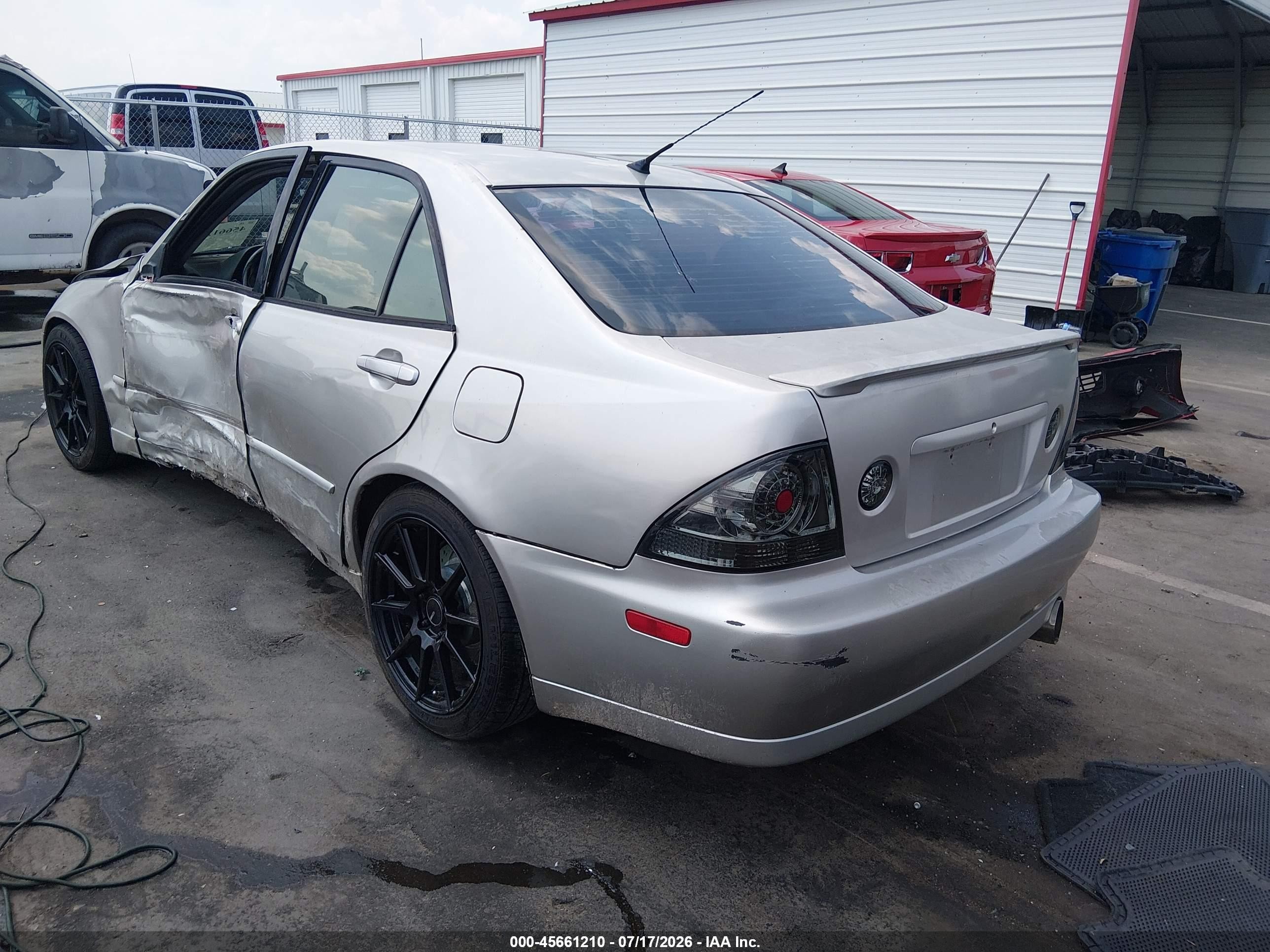 2003 Lexus Is 300 Base W/5-speed Manual Silver vin: JTHBD192630070418