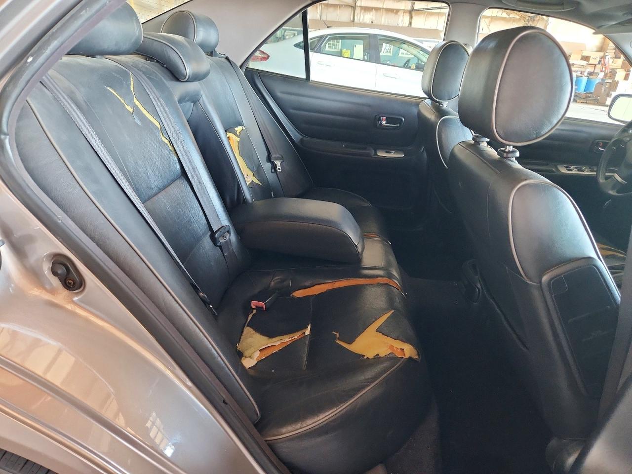 2004 Lexus Is 300 Gray vin: JTHBD192640088077