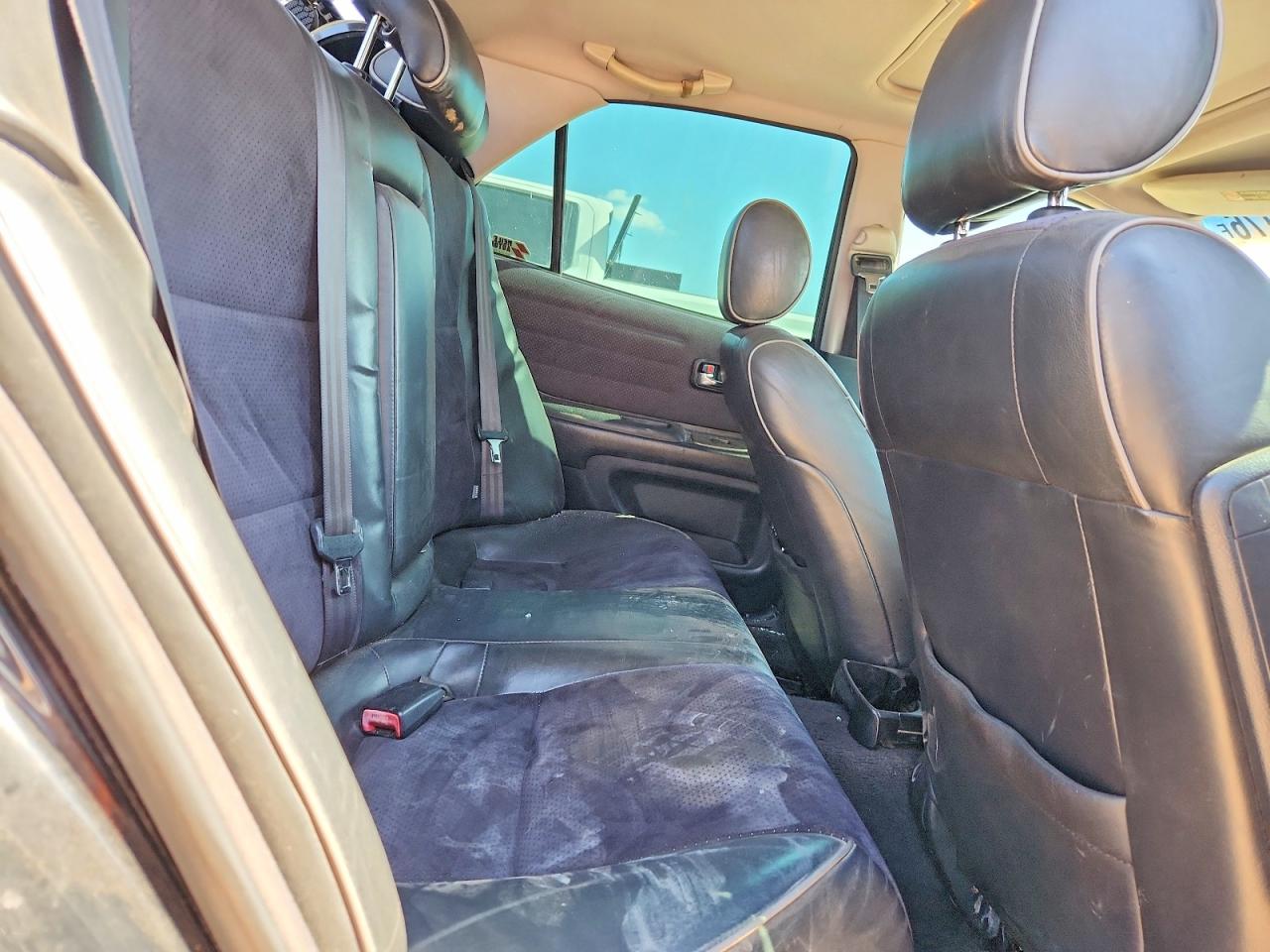 2002 Lexus Is 300 Base Black vin: JTHBD192720056879