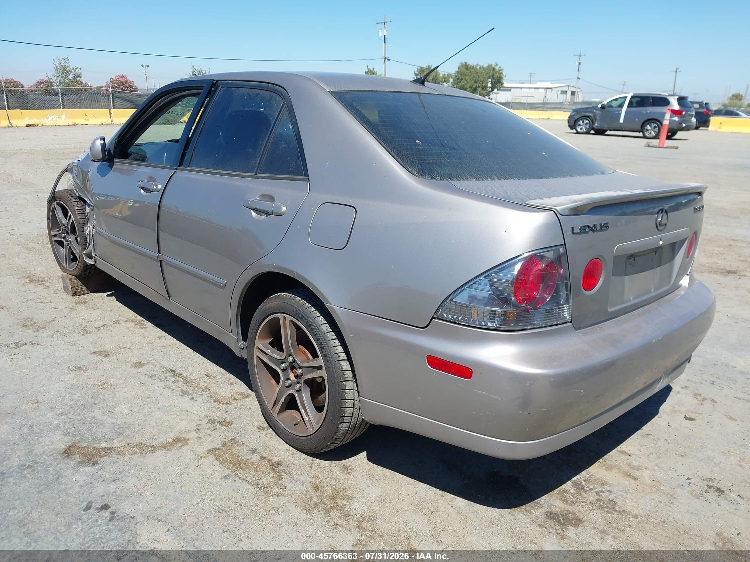 2003 Lexus Is 300   Gray vin: JTHBD192730079225