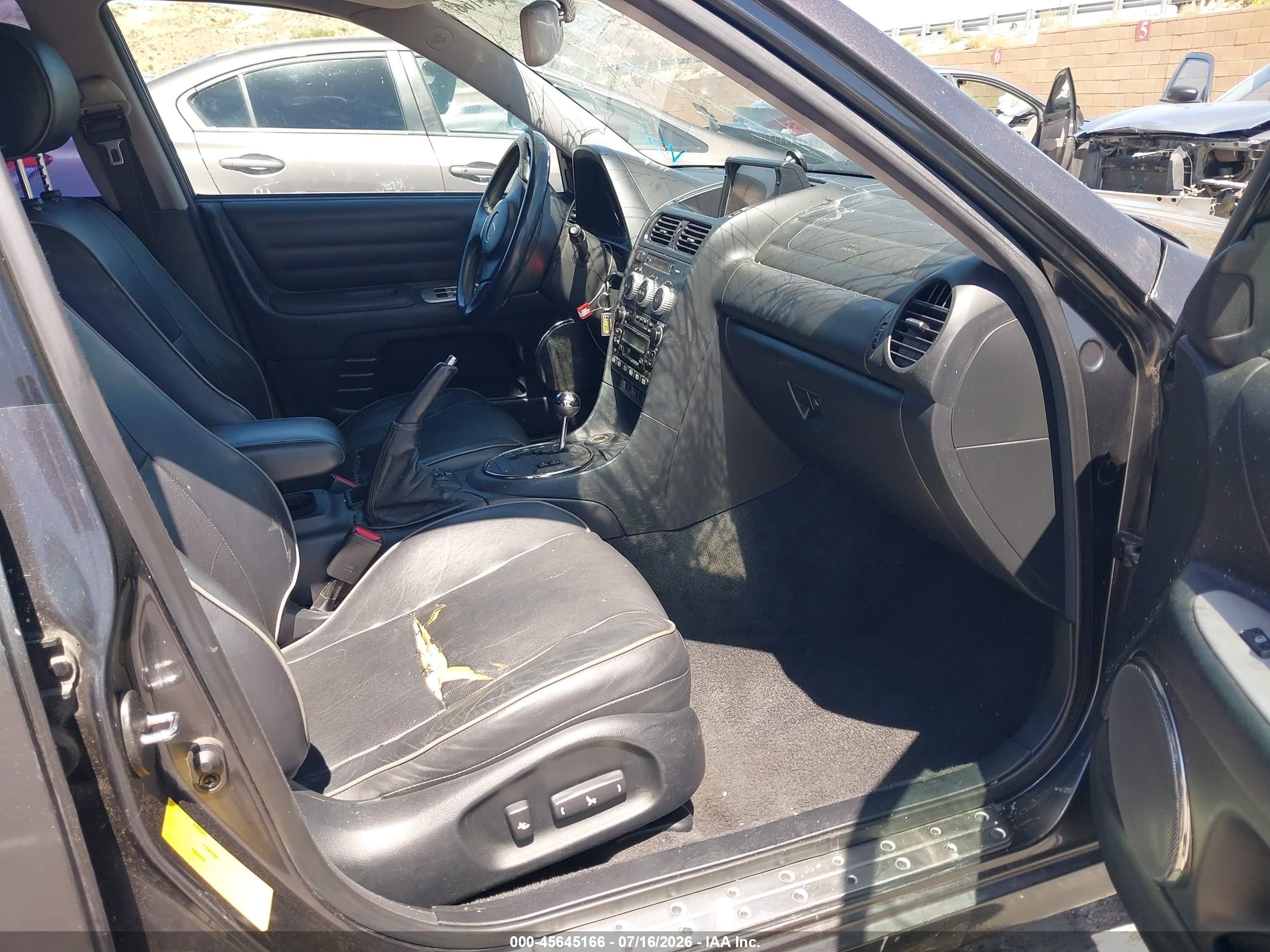 2004 Lexus Is 300   Черный vin: JTHBD192740084300