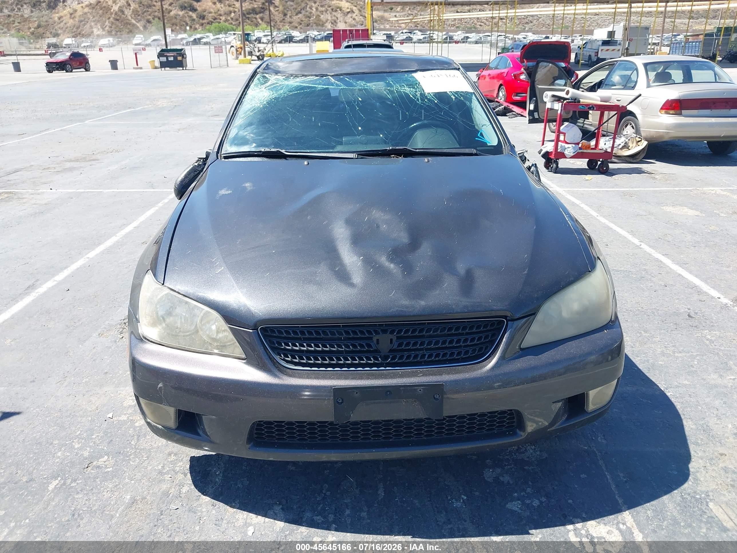2004 Lexus Is 300   Черный vin: JTHBD192740084300