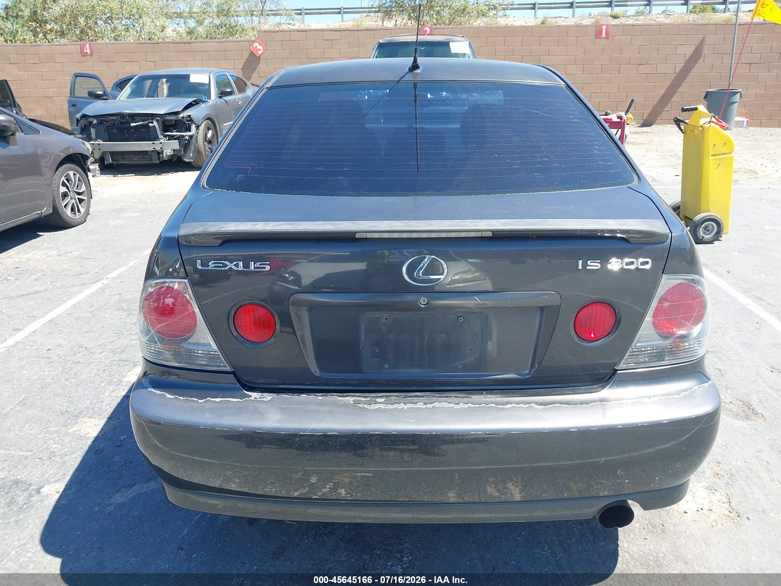 2004 Lexus Is 300   Черный vin: JTHBD192740084300