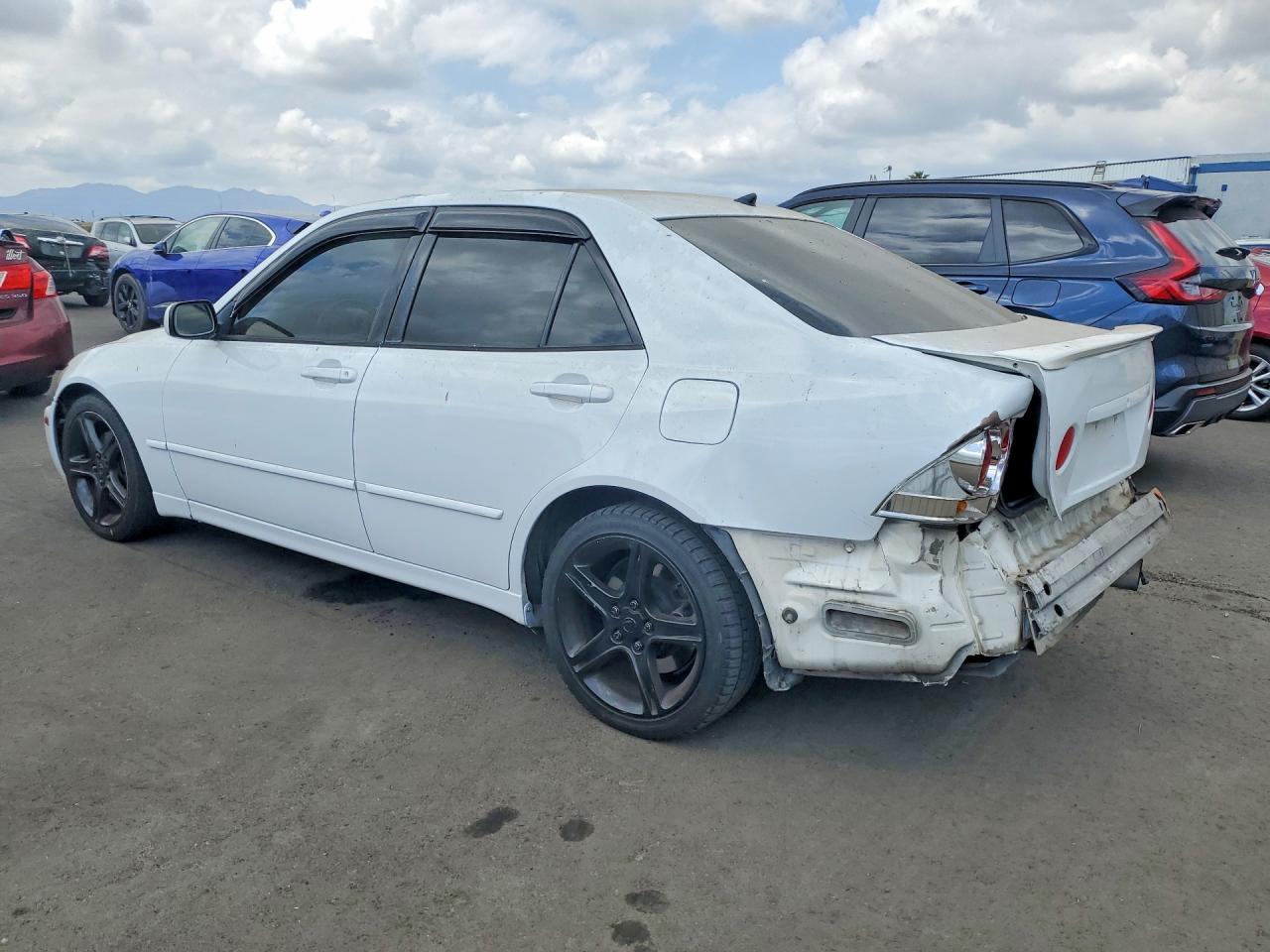 2004 Lexus Is 300 White vin: JTHBD192740084958
