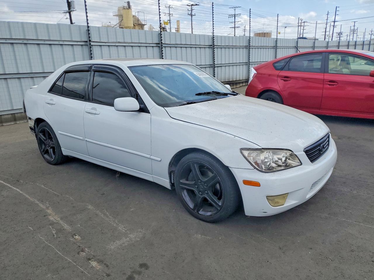 2004 Lexus Is 300 White vin: JTHBD192740084958