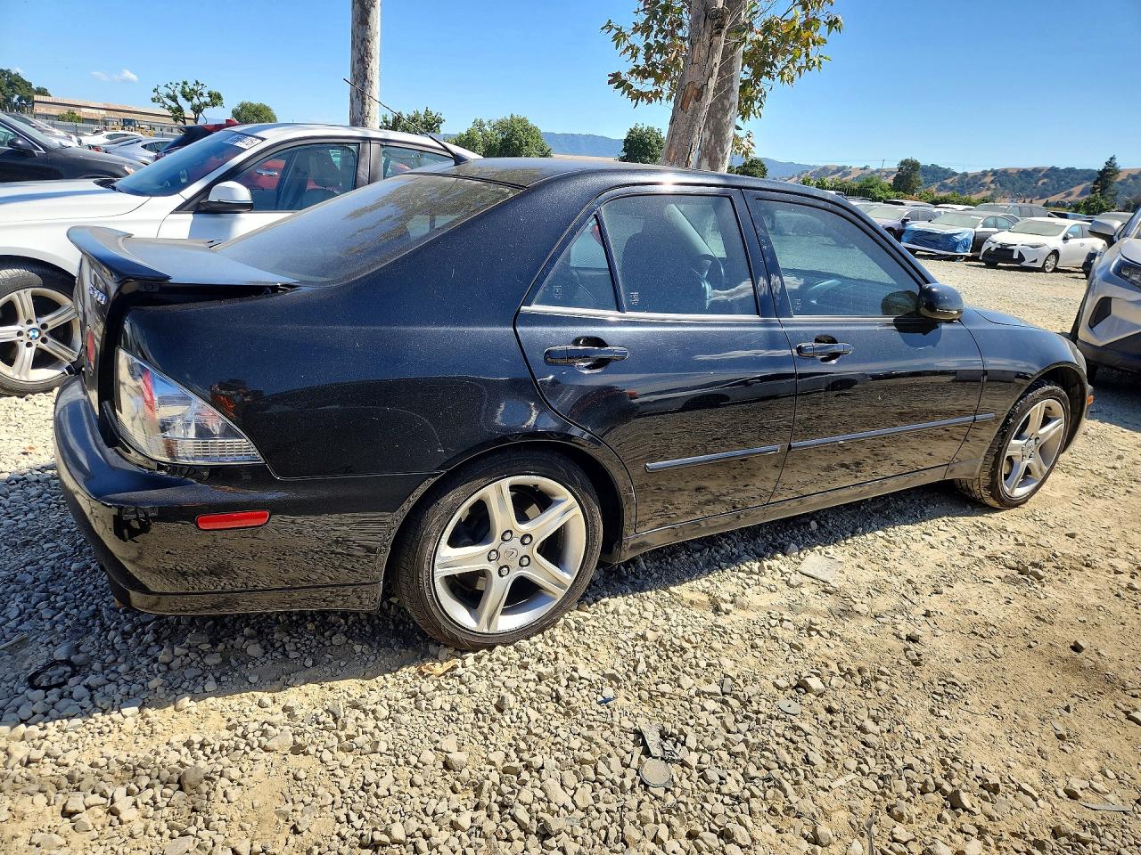 2005 Lexus Is 300 Черный vin: JTHBD192750096139