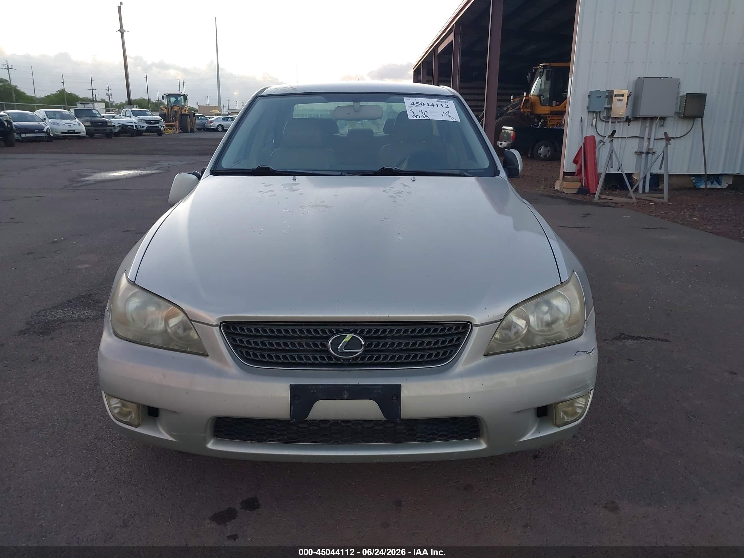 2002 Lexus Is 300 Base W/5-speed Manual Silver vin: JTHBD192820038066