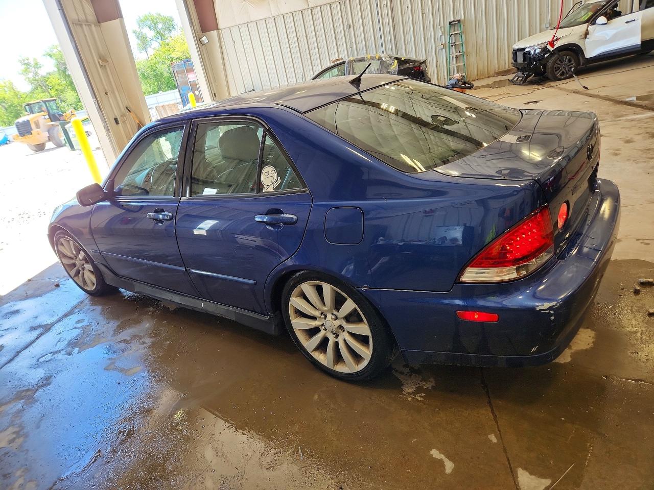 2002 Lexus Is 300 Blue vin: JTHBD192820048712