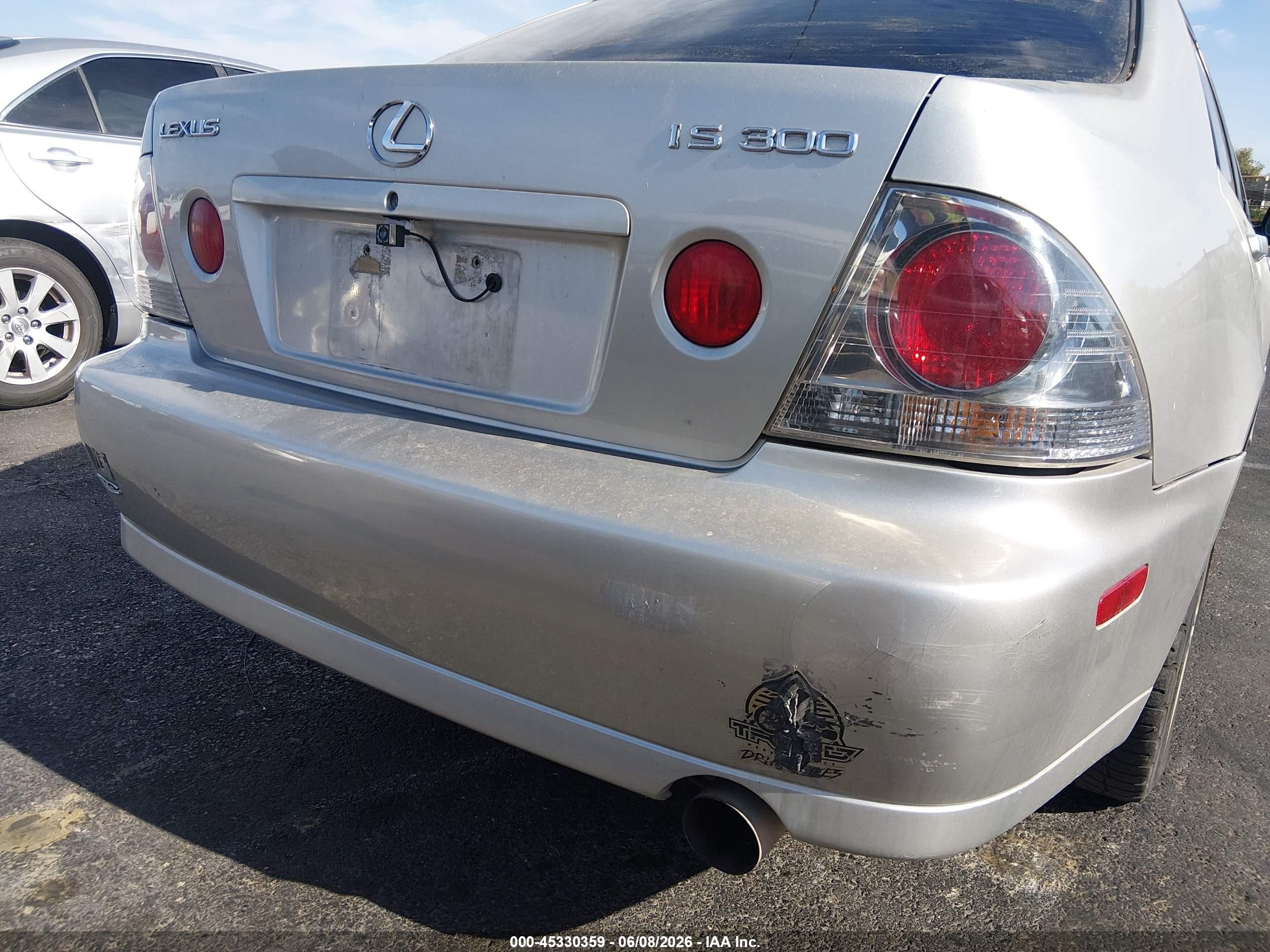 2003 Lexus Is 300 Silver vin: JTHBD192830071926