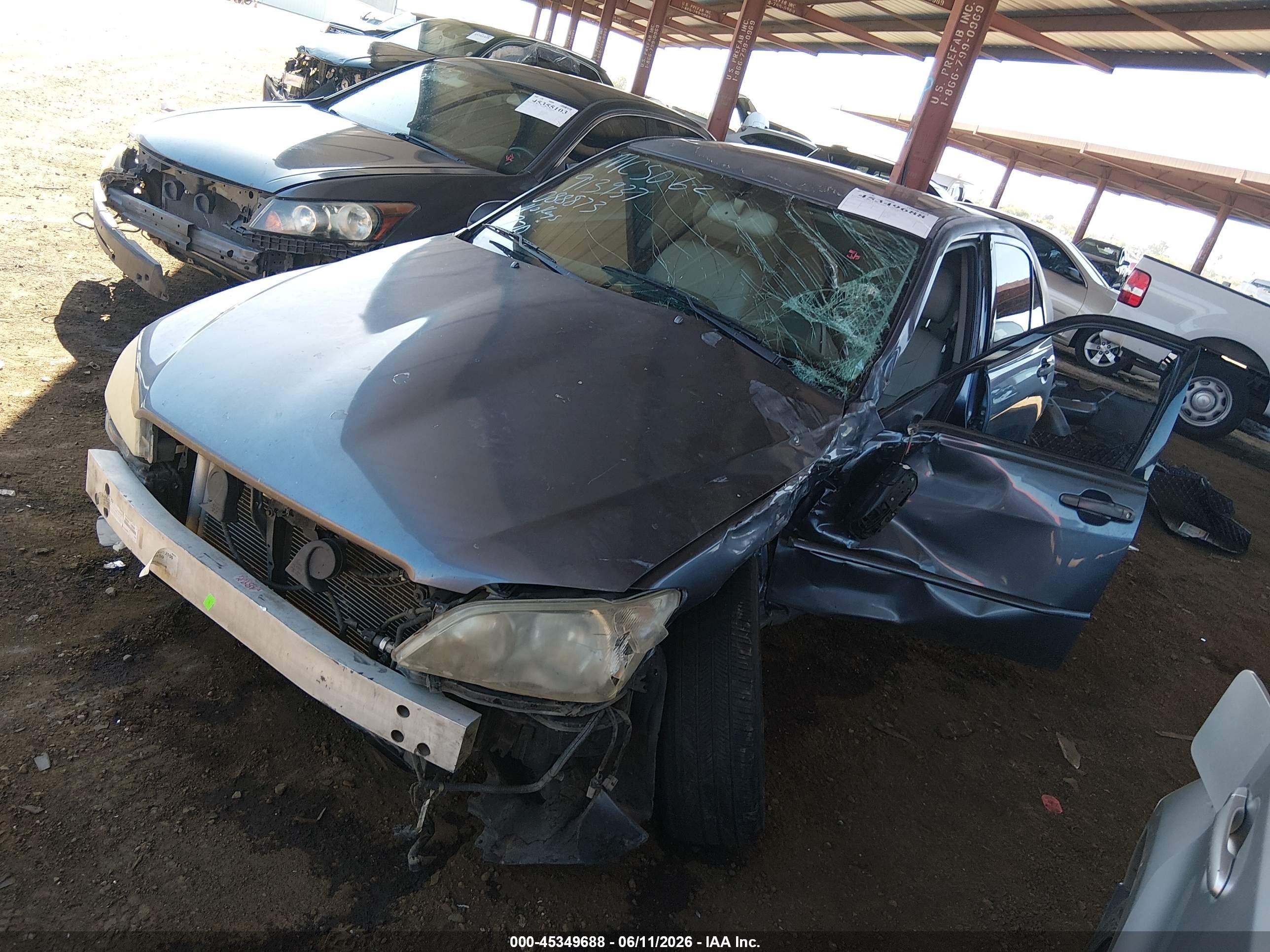 2004 Lexus Is 300   Серый vin: JTHBD192840088873
