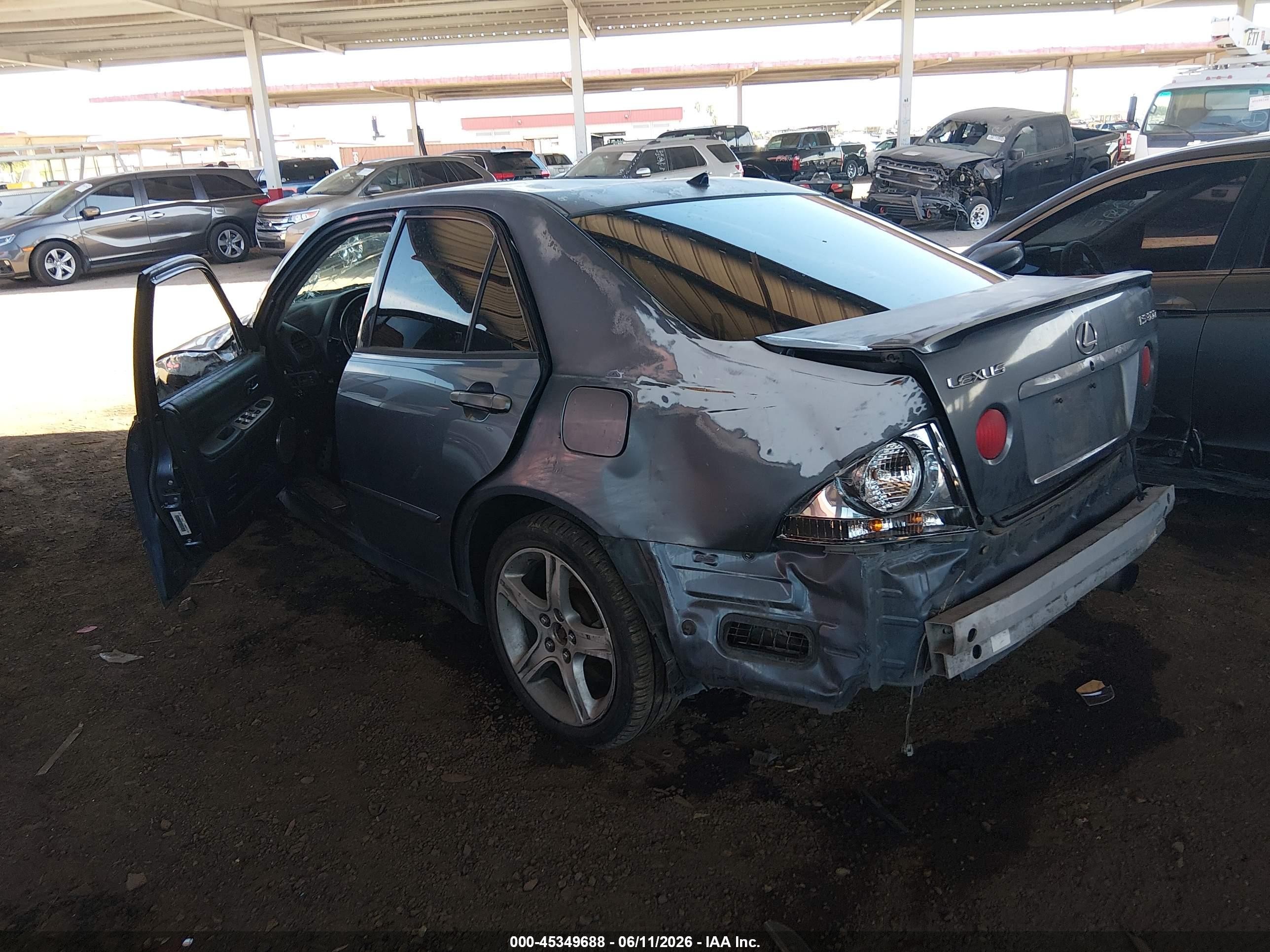 2004 Lexus Is 300   Серый vin: JTHBD192840088873