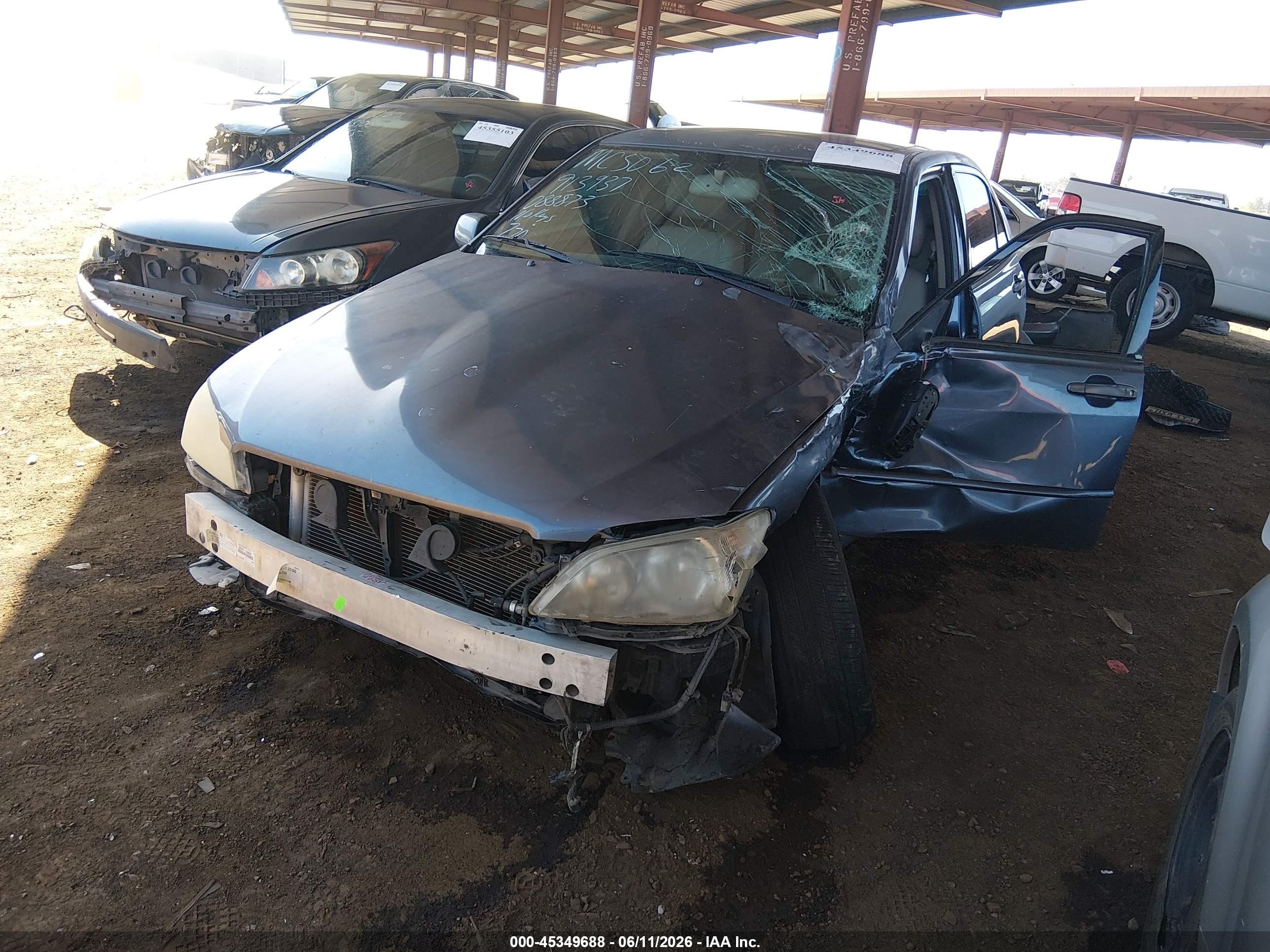 2004 Lexus Is 300   Серый vin: JTHBD192840088873
