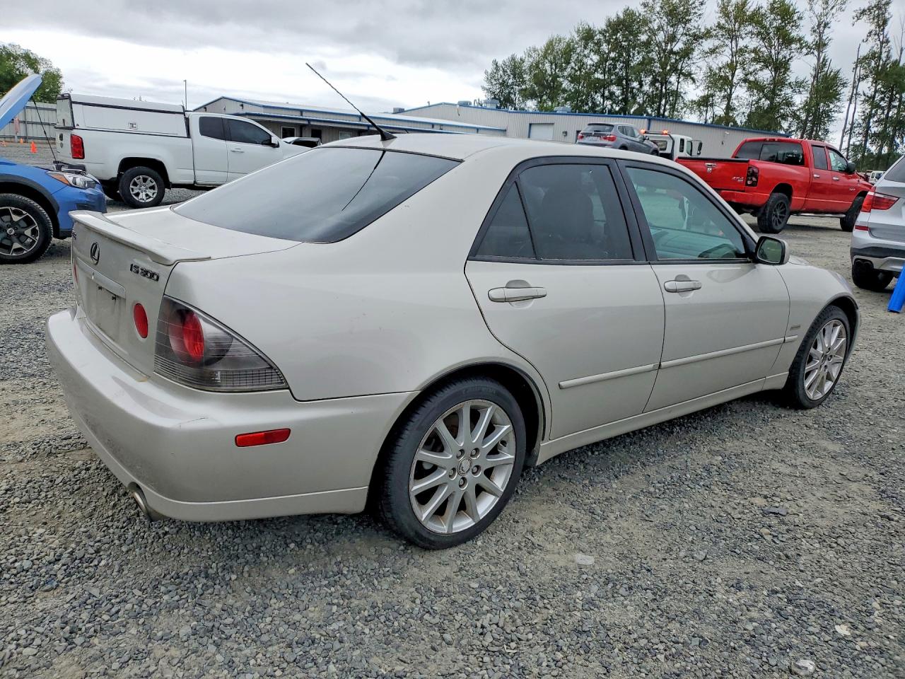 2004 Lexus Is 300 Cream vin: JTHBD192840090882