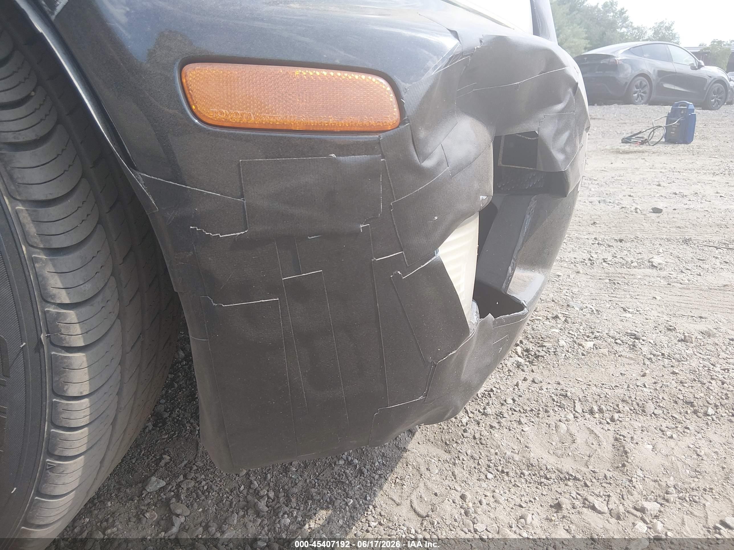 2002 Lexus Is 300   Black vin: JTHBD192920060335