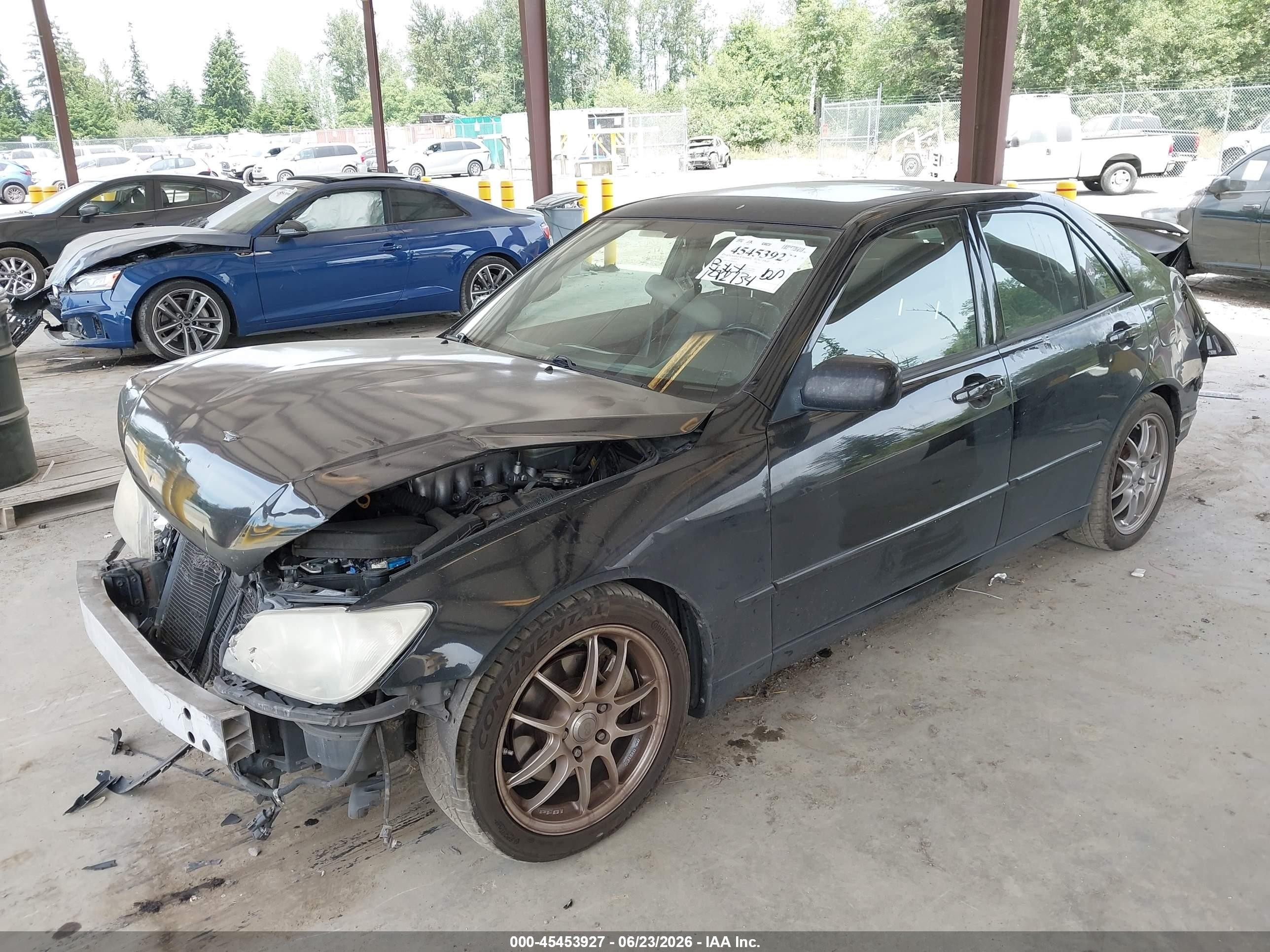 2002 Lexus Is 300   Gray vin: JTHBD192920060450
