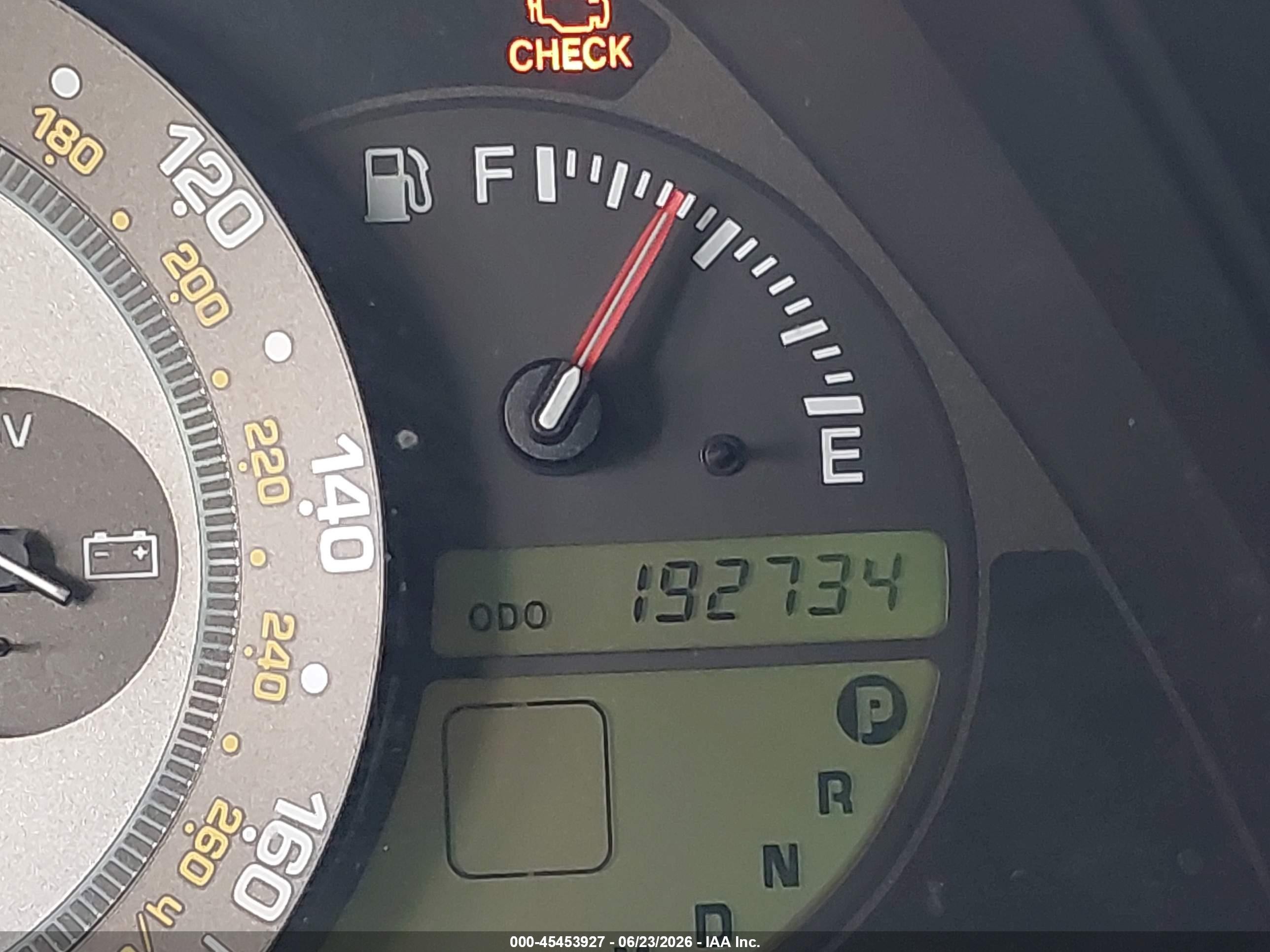2002 Lexus Is 300   Gray vin: JTHBD192920060450