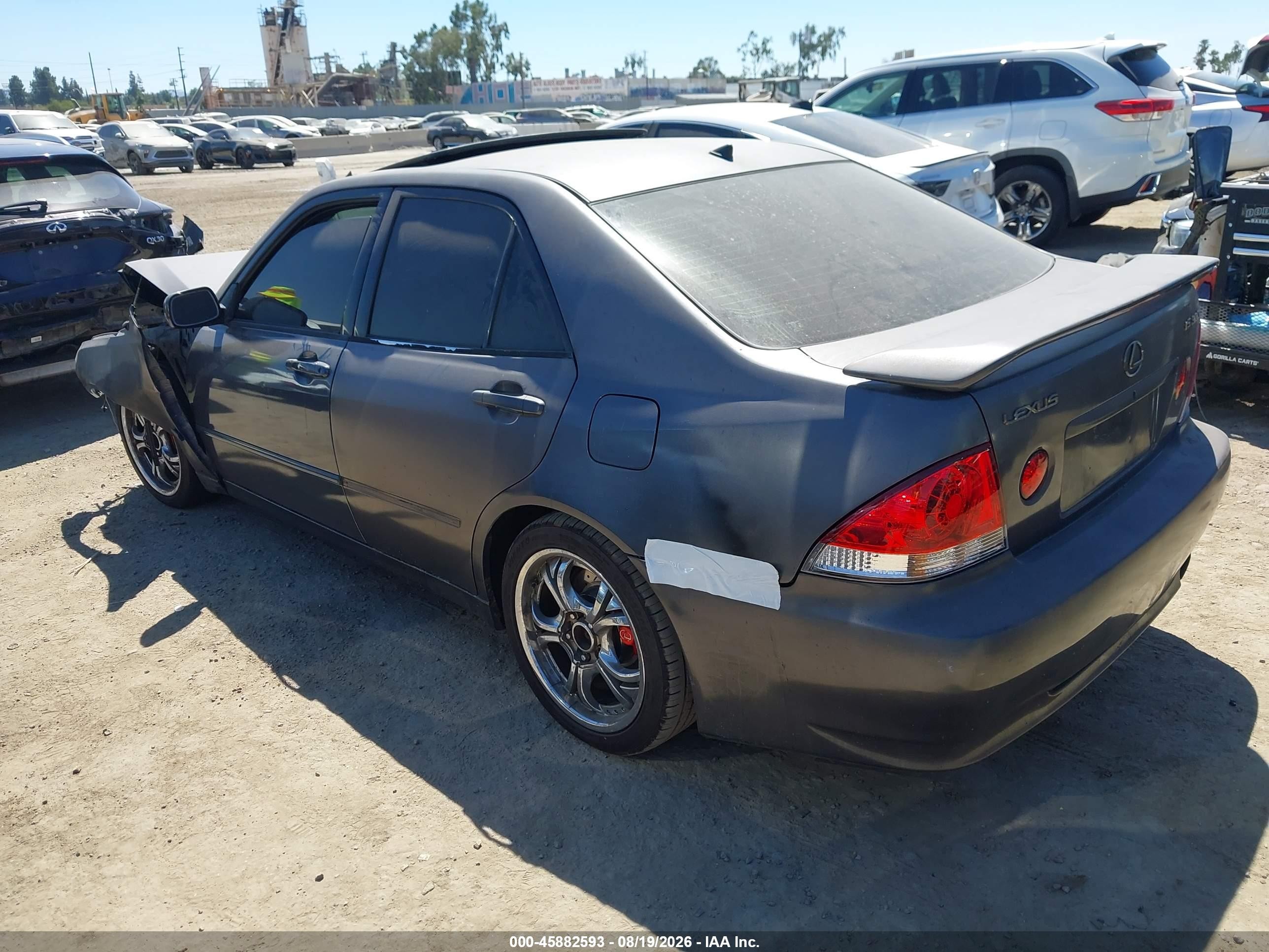 2002 Lexus Is 300   Gray vin: JTHBD192920061503