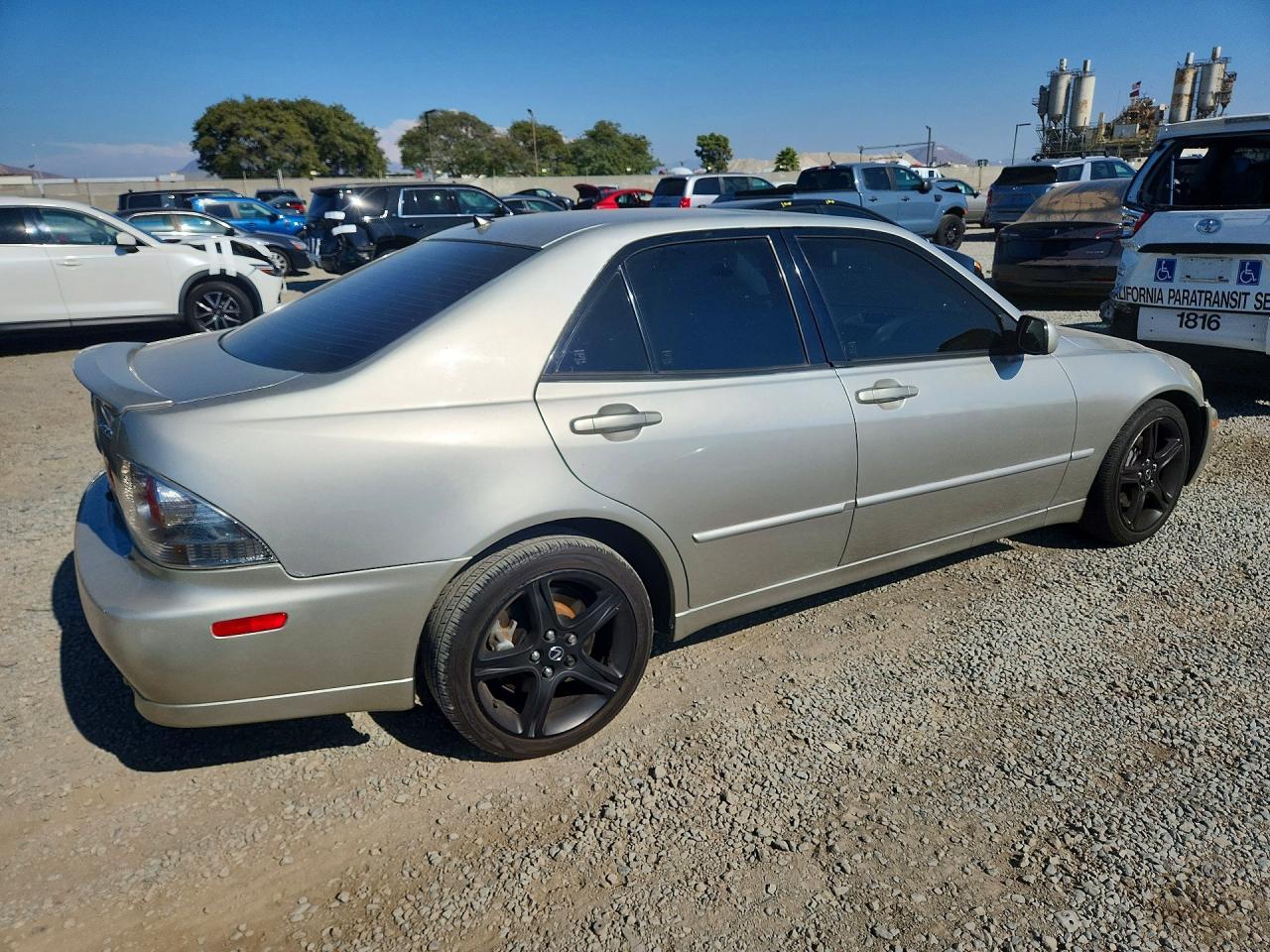 2002 Lexus Is 300 Base Серебряный vin: JTHBD192920064272