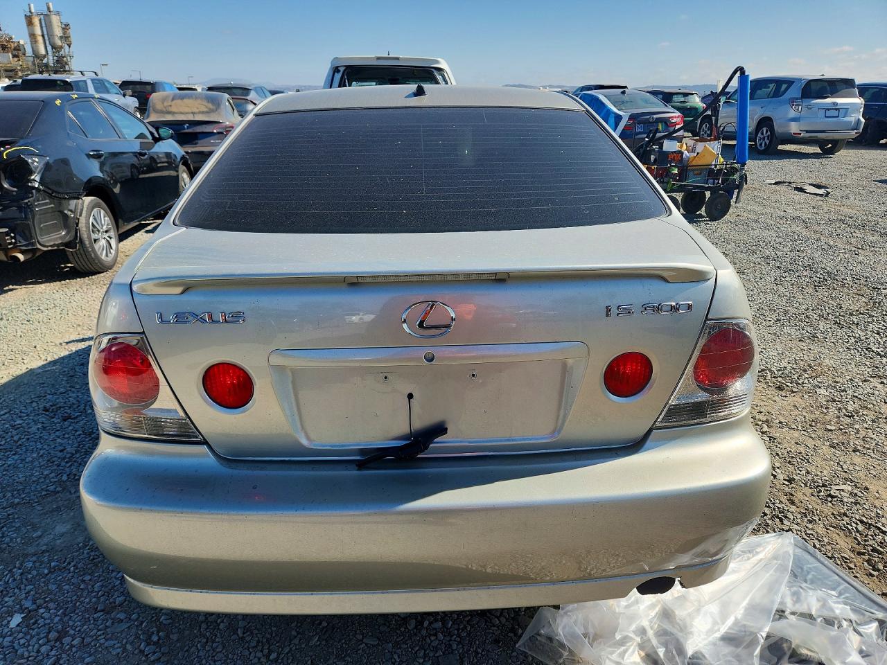 2002 Lexus Is 300 Base Серебряный vin: JTHBD192920064272