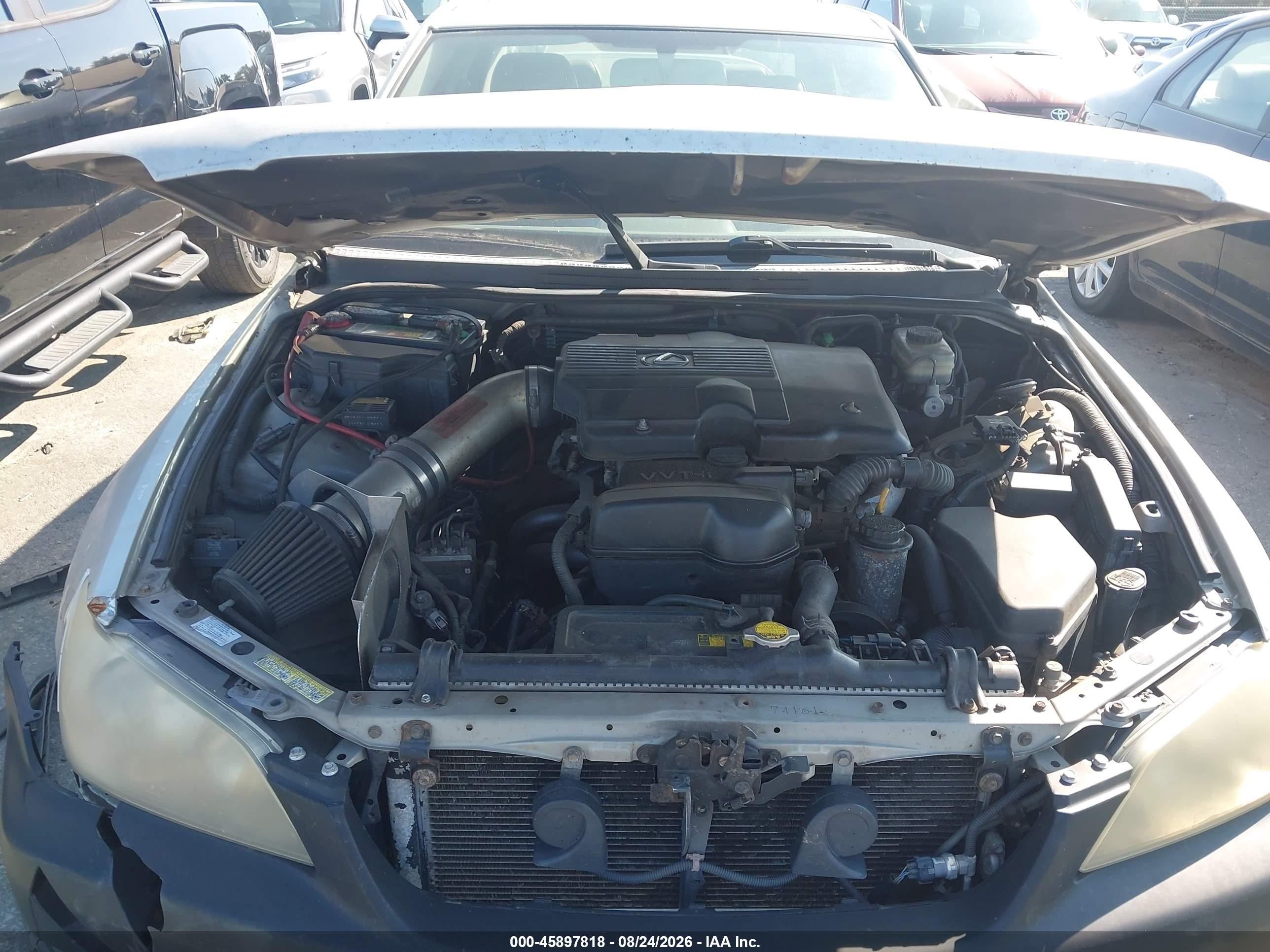 2004 Lexus Is 300   Серый vin: JTHBD192940085903