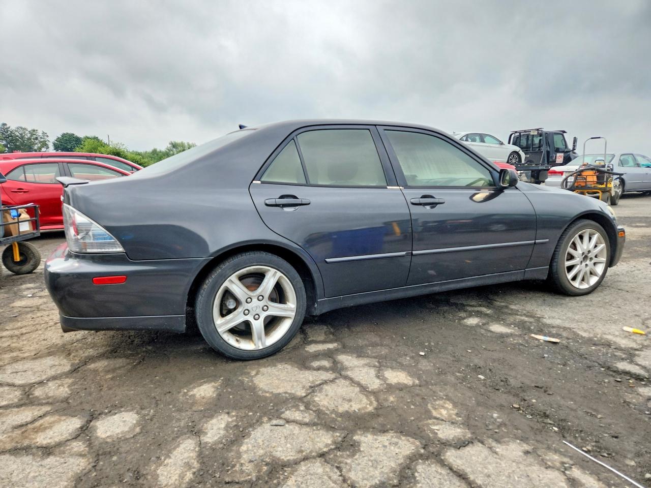 2005 Lexus Is 300 Base Gray vin: JTHBD192950094909