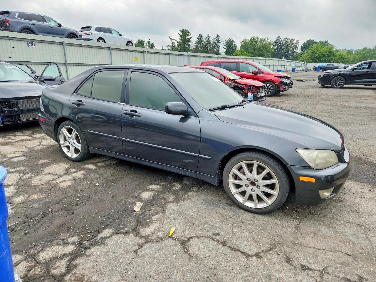 2005 Lexus Is 300 Base Gray vin: JTHBD192950094909