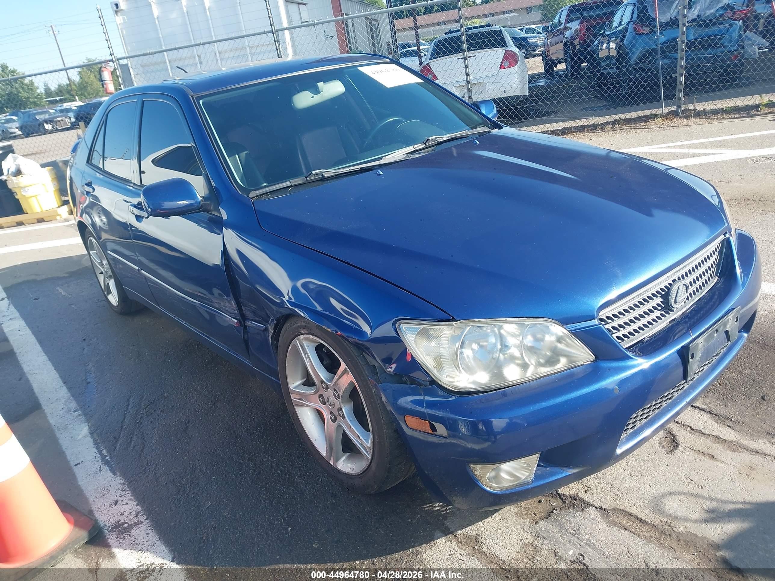 2002 Lexus Is 300   Blue vin: JTHBD192X20038845