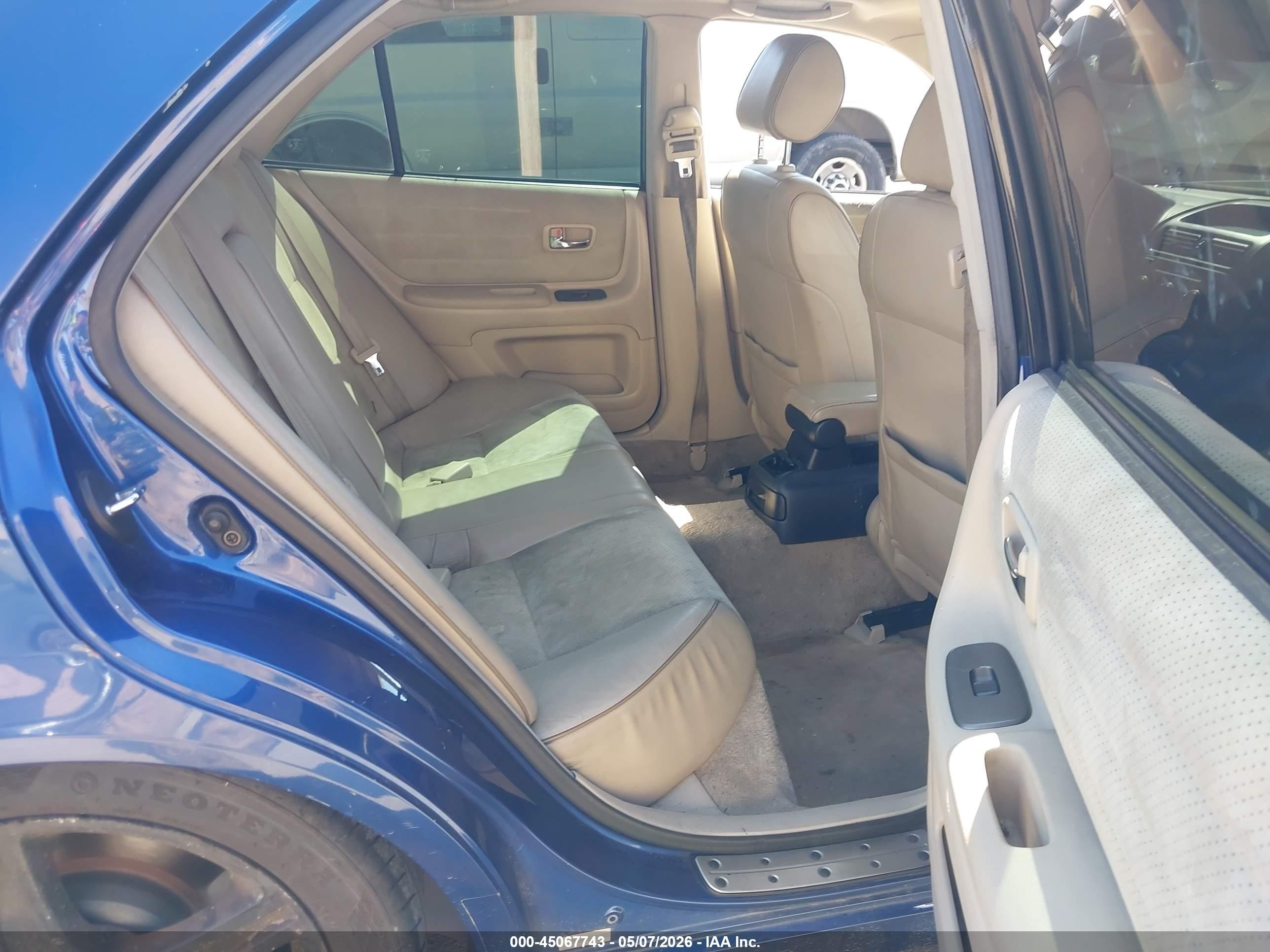 2002 Lexus Is 300   Blue vin: JTHBD192X20054415