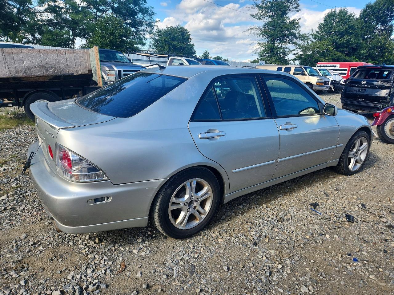 2003 Lexus Is 300 Silver vin: JTHBD192X30079588