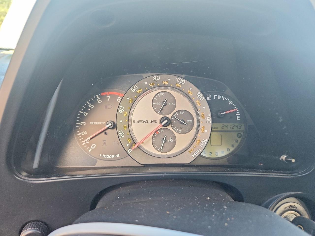 2003 Lexus Is 300 Silver vin: JTHBD192X30079588