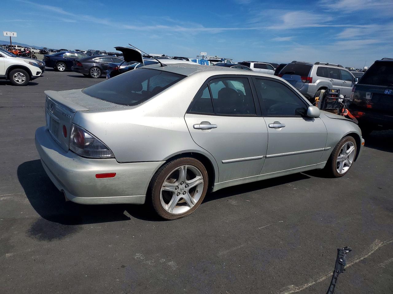 2004 Lexus Is 300 Base Silver vin: JTHBD192X40090544