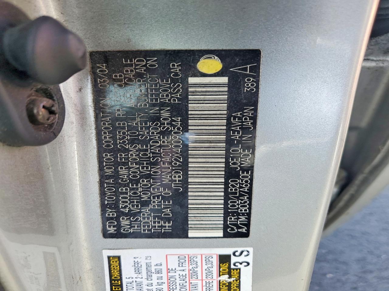 2004 Lexus Is 300 Base Silver vin: JTHBD192X40090544