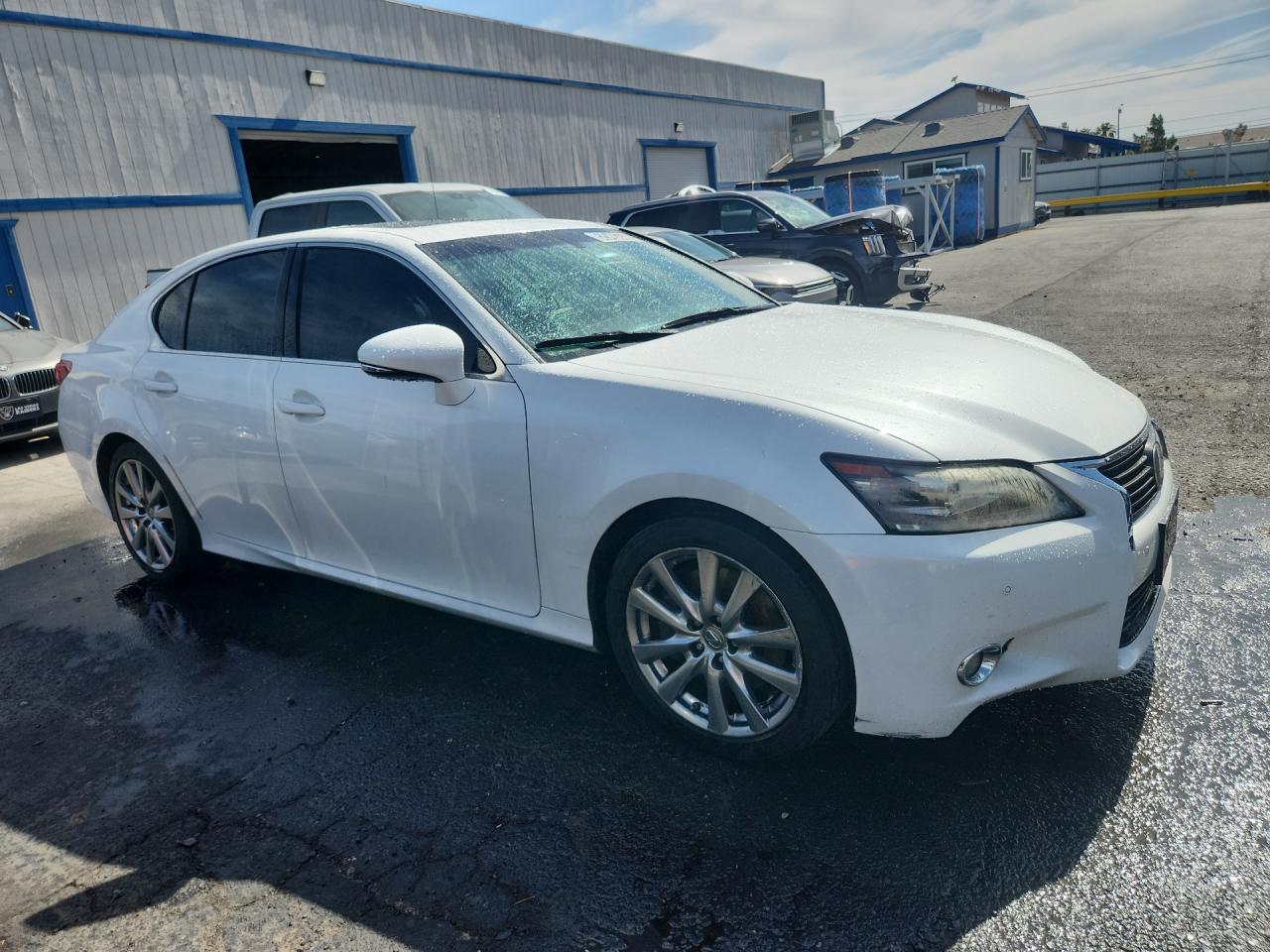 2013 Lexus Gs 350 White vin: JTHBE1BL0D5018089 Damage: Right Front Tire, Worn, Replacement Required