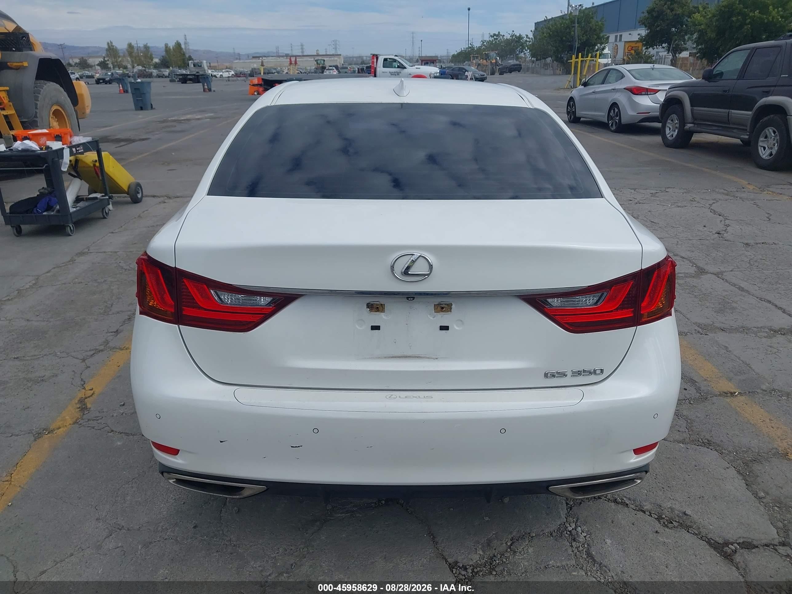 2015 Lexus Gs 350   White vin: JTHBE1BL2FA001093