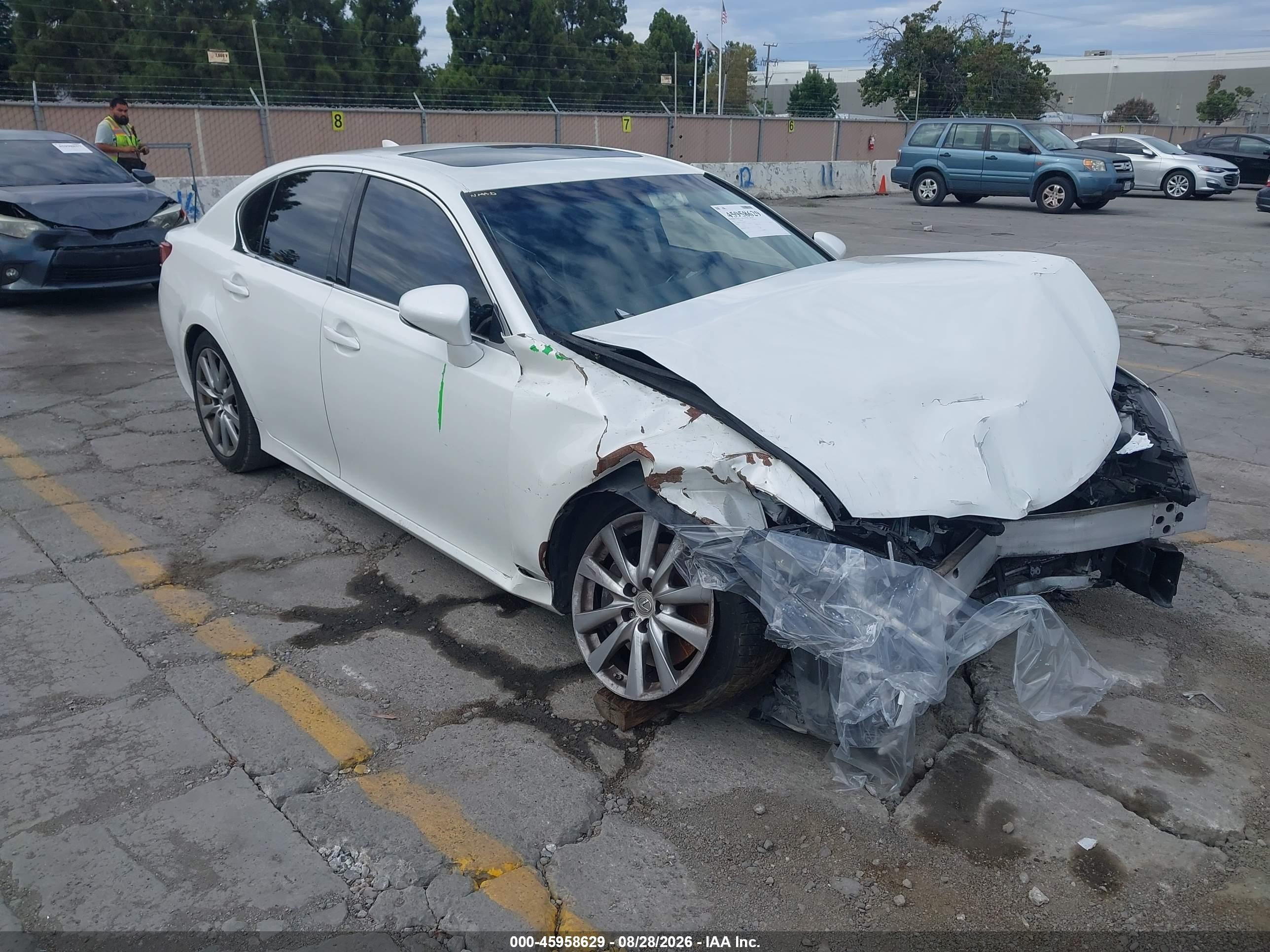 2015 Lexus Gs 350   White vin: JTHBE1BL2FA001093