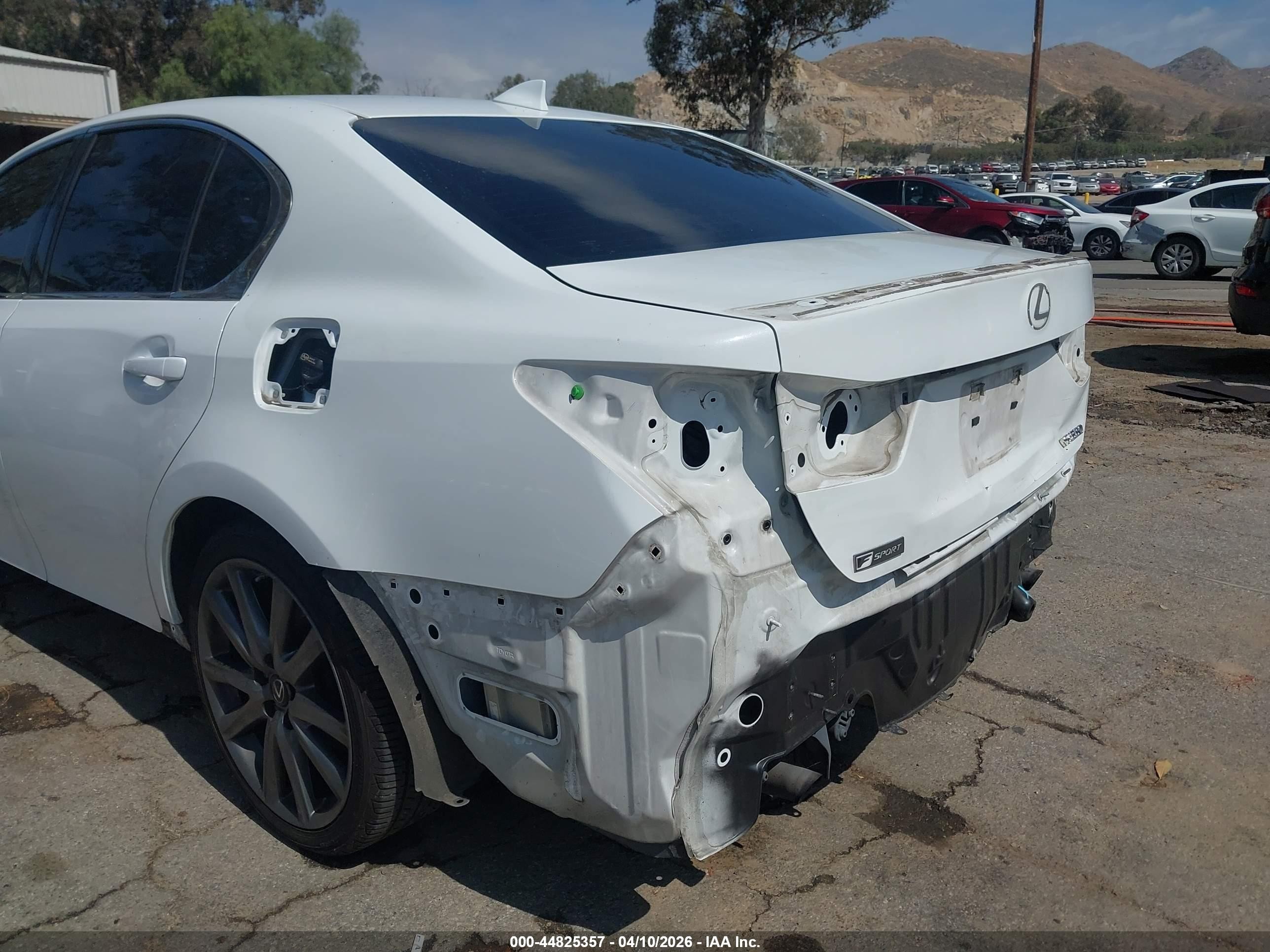 2015 Lexus Gs 350   White vin: JTHBE1BL2FA017648