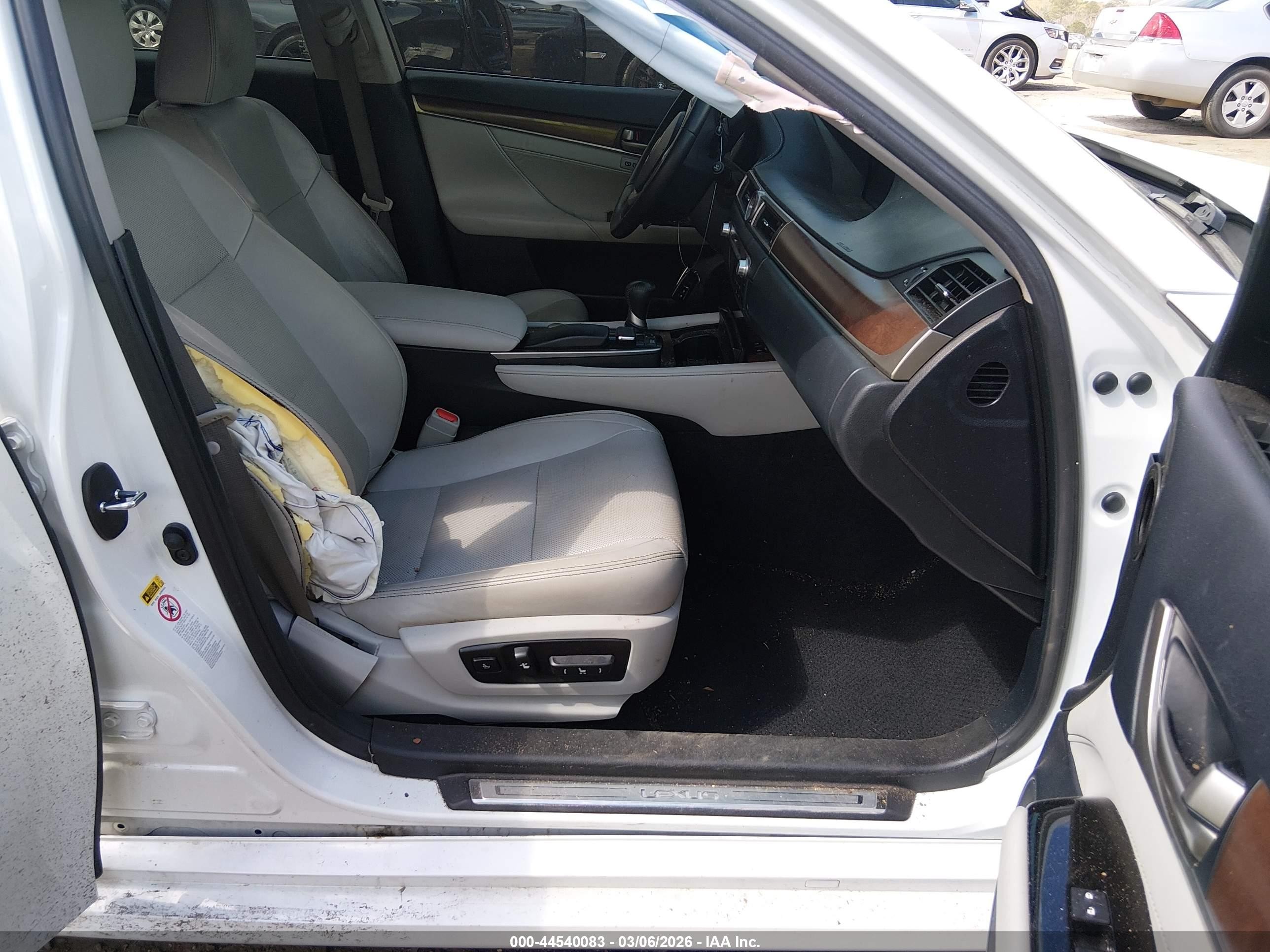 2015 Lexus Gs 350   White vin: JTHBE1BL4FA014542
