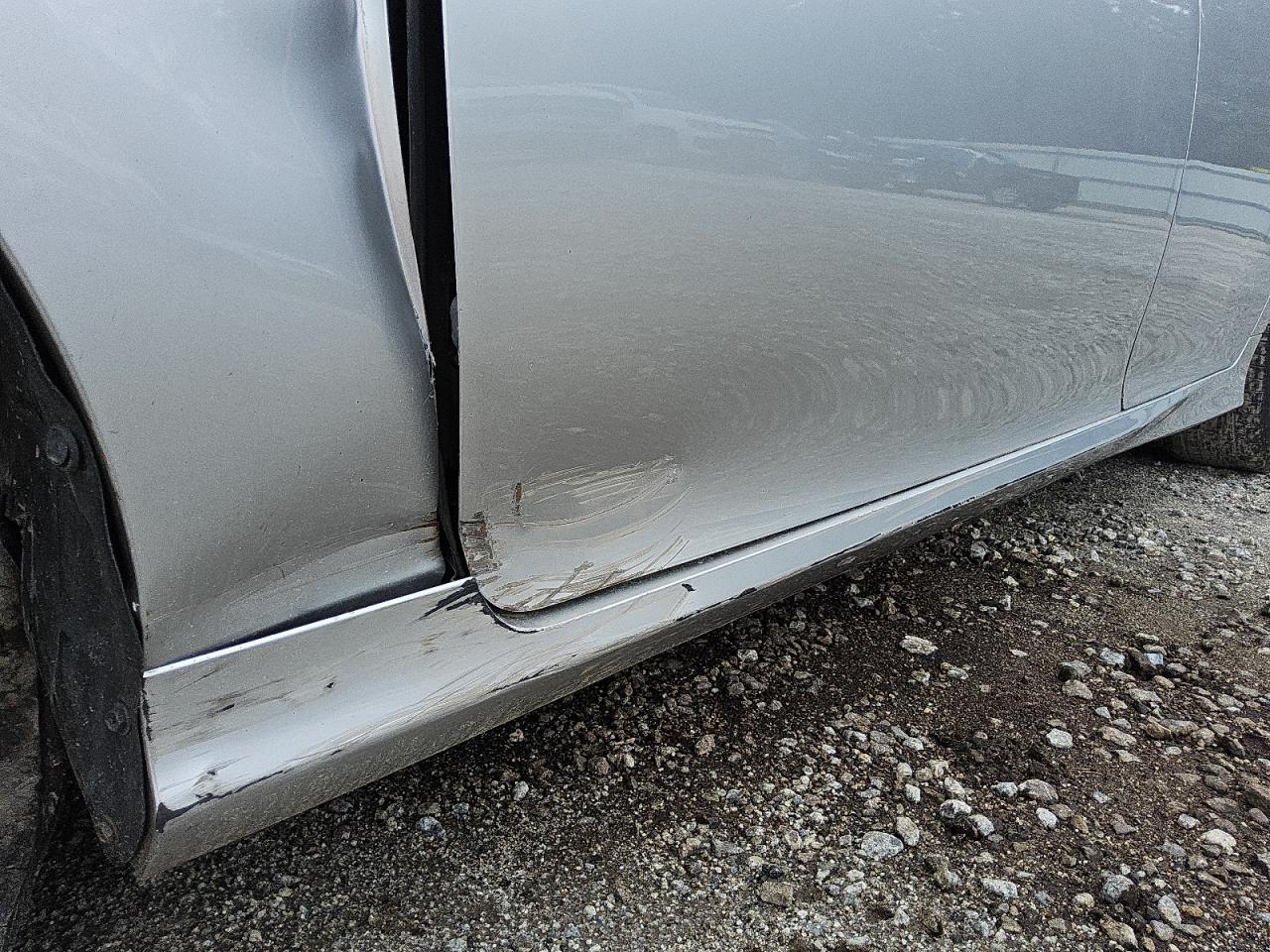 2014 Lexus Gs 350 Gray vin: JTHBE1BL7E5032363 Damage: Left Rocker Panel Molding, Multiple Scratches Heavy, 4
