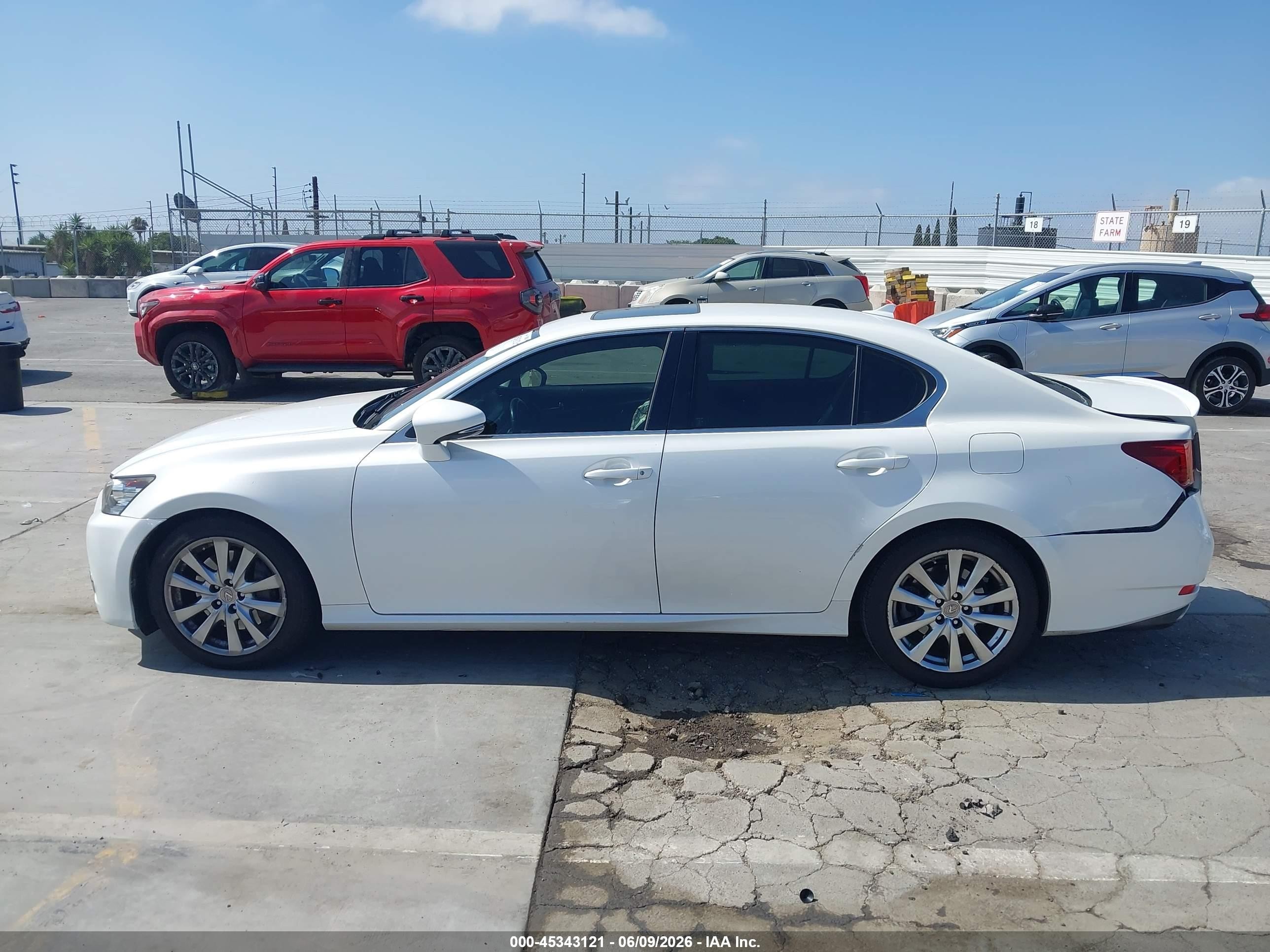 2014 Lexus Gs 350   White vin: JTHBE1BL7E5043976