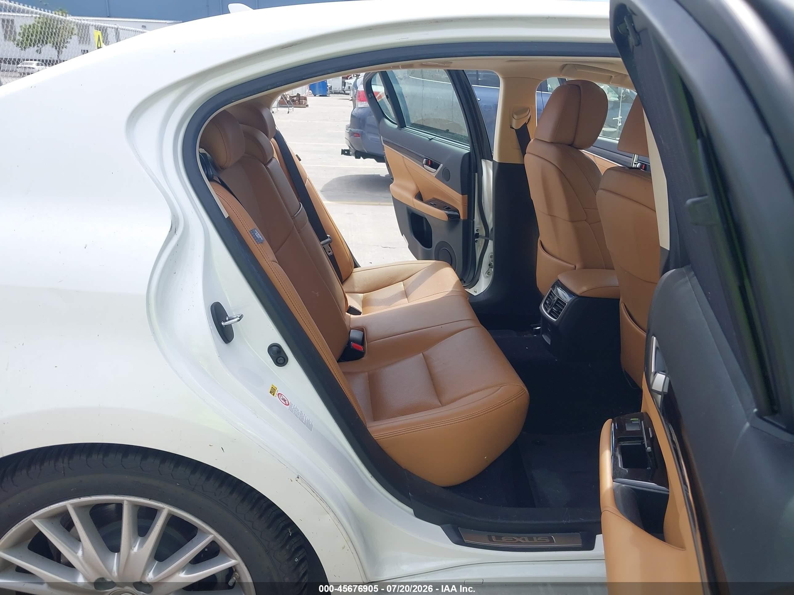2013 Lexus Gs 350   White vin: JTHBE1BLXD5013868